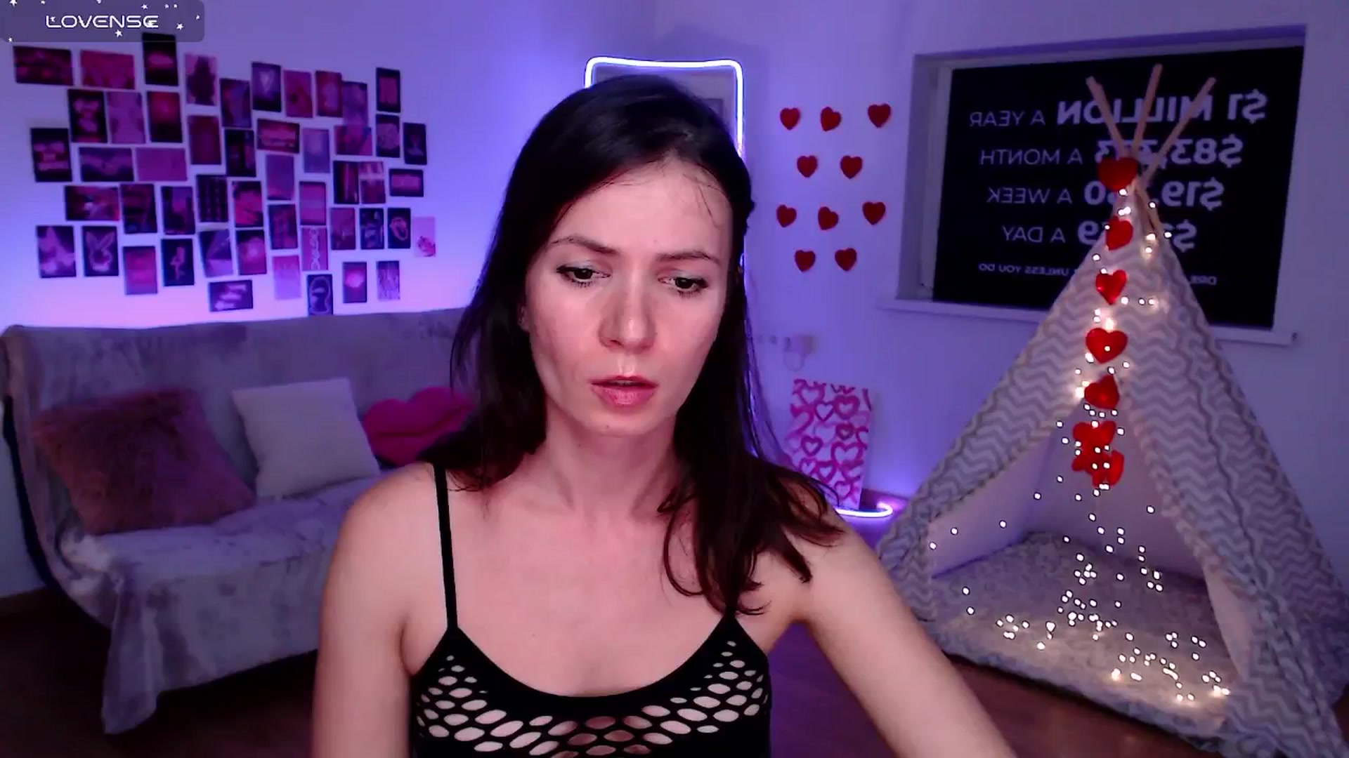 Gallery image thumbnail from Diana_Wow's myfreecams stream on, 08/21/2025, 10:47 image 18 of 20