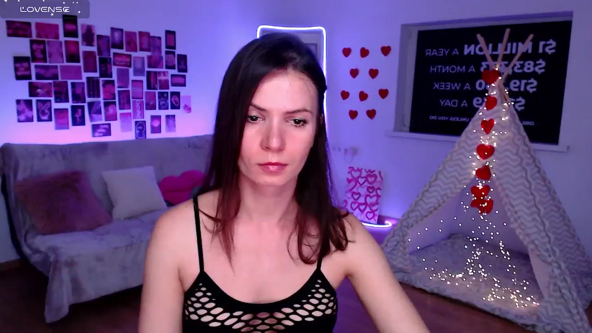 Gallery image thumbnail from Diana_Wow's myfreecams stream on, 08/21/2025, 10:47 image 12 of 20