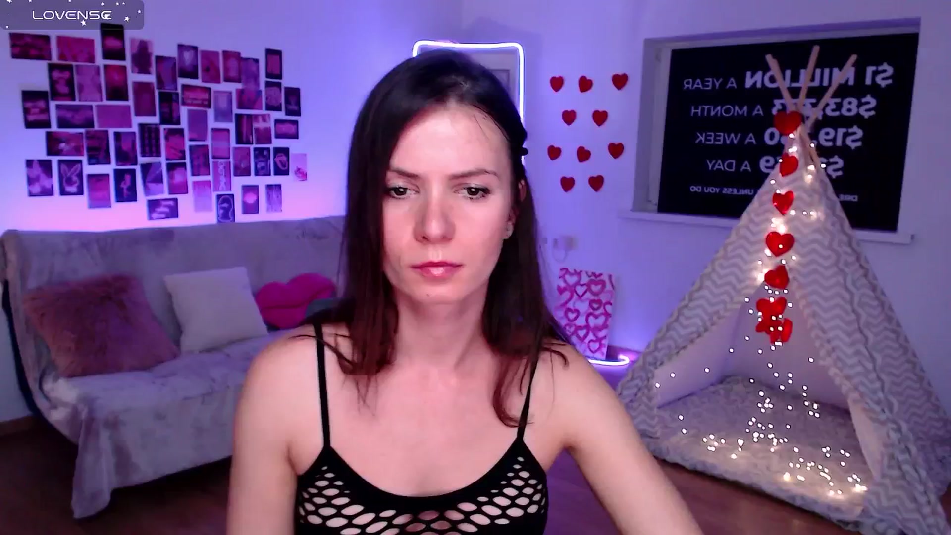 Gallery image thumbnail from Diana_Wow's myfreecams stream on, 08/21/2025, 10:47 image 14 of 20