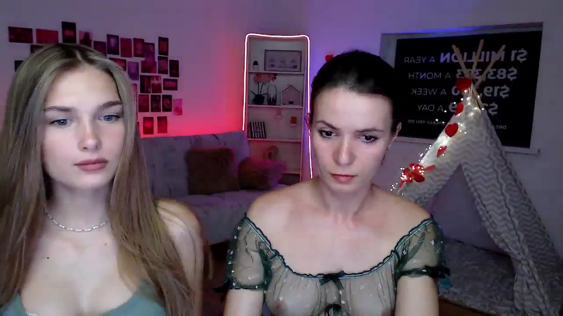 Gallery image thumbnail from Diana_Wow's myfreecams stream on, 08/23/2025, 13:19 image 14 of 20