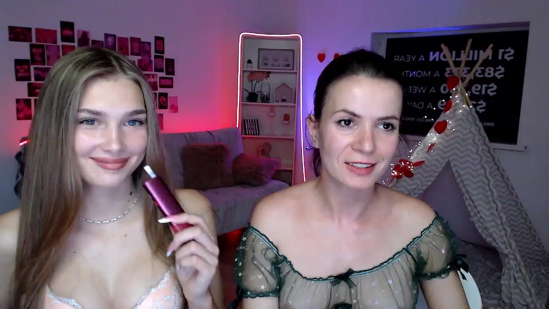 Gallery image thumbnail from Diana_Wow's myfreecams stream on, 08/23/2025, 13:19 image 10 of 20