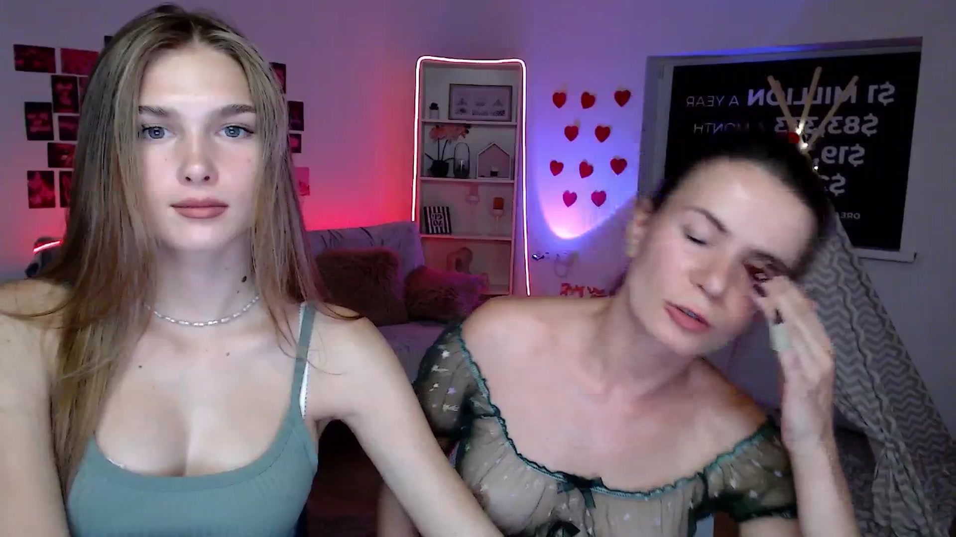 Gallery image thumbnail from Diana_Wow's myfreecams stream on, 08/23/2025, 13:19 image 17 of 20