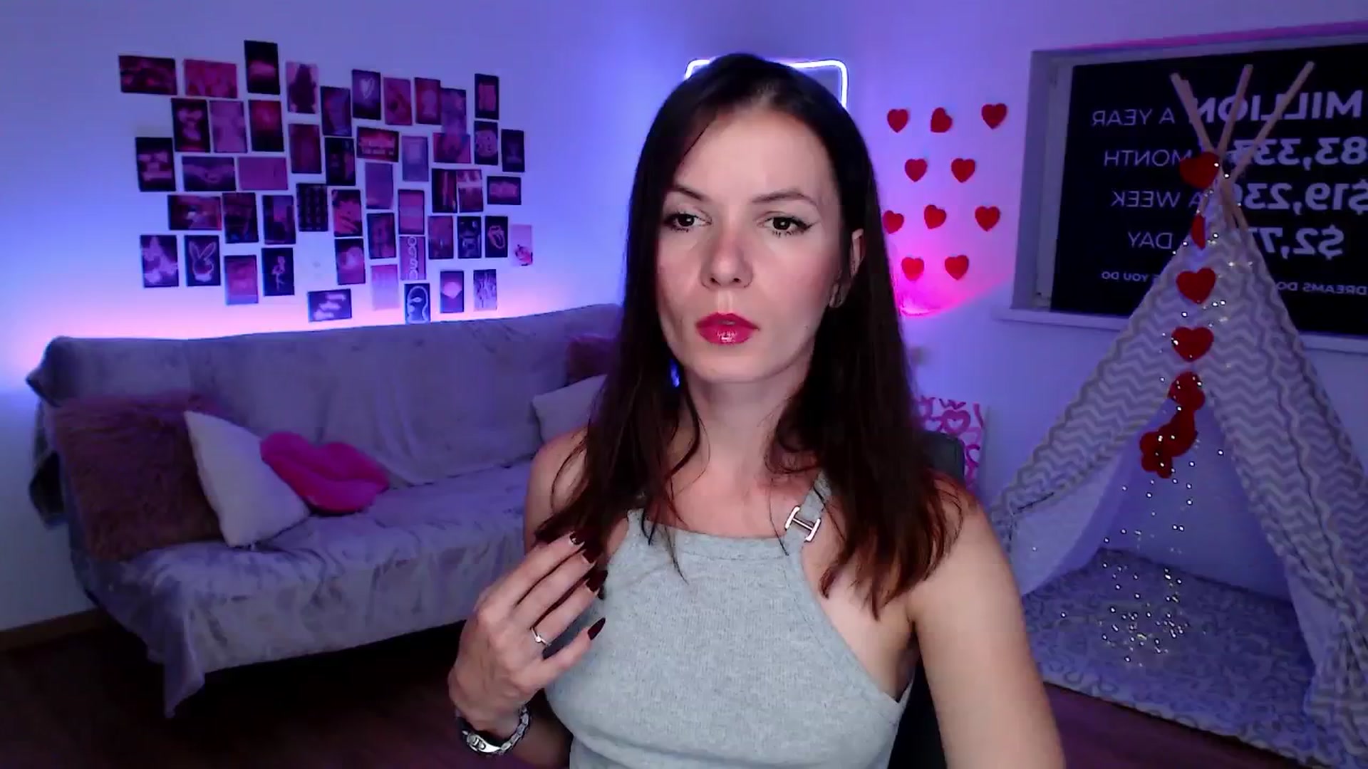 Gallery image thumbnail from Diana_Wow's myfreecams stream on, 09/03/2025, 10:01 image 10 of 20
