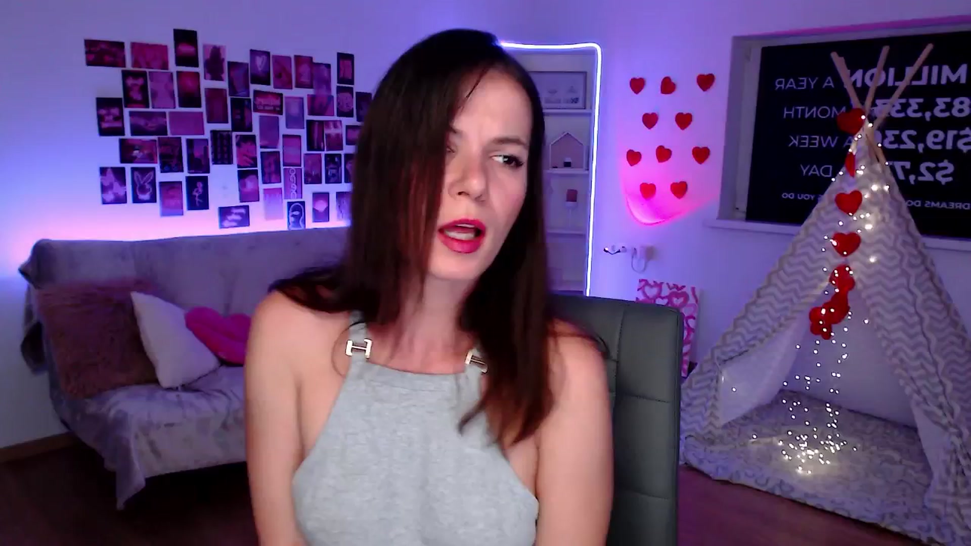 Gallery image thumbnail from Diana_Wow's myfreecams stream on, 09/03/2025, 10:01 image 4 of 20