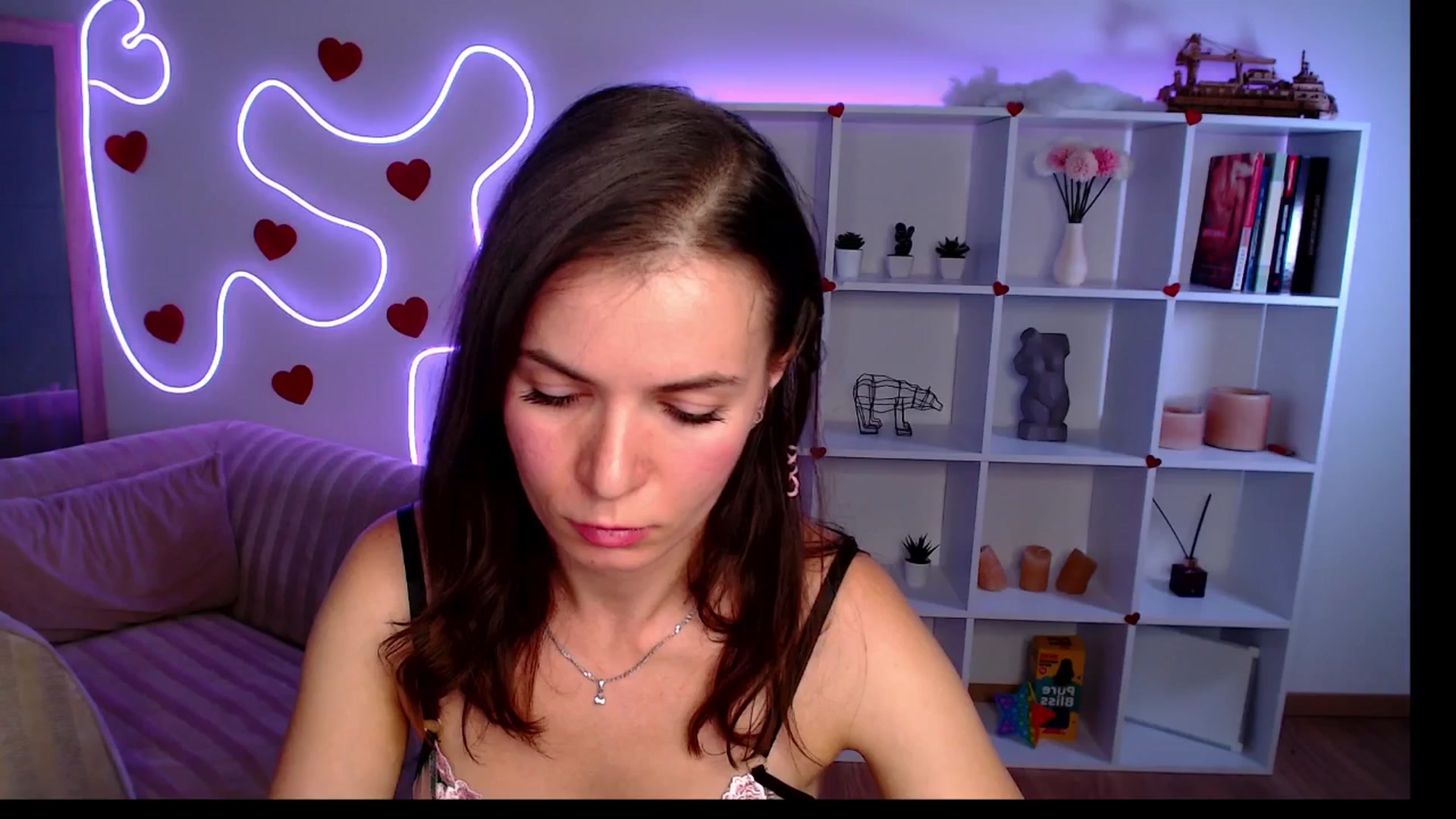 Gallery image thumbnail from Diana_Wow's myfreecams stream on, 09/19/2025, 10:48 image 2 of 20