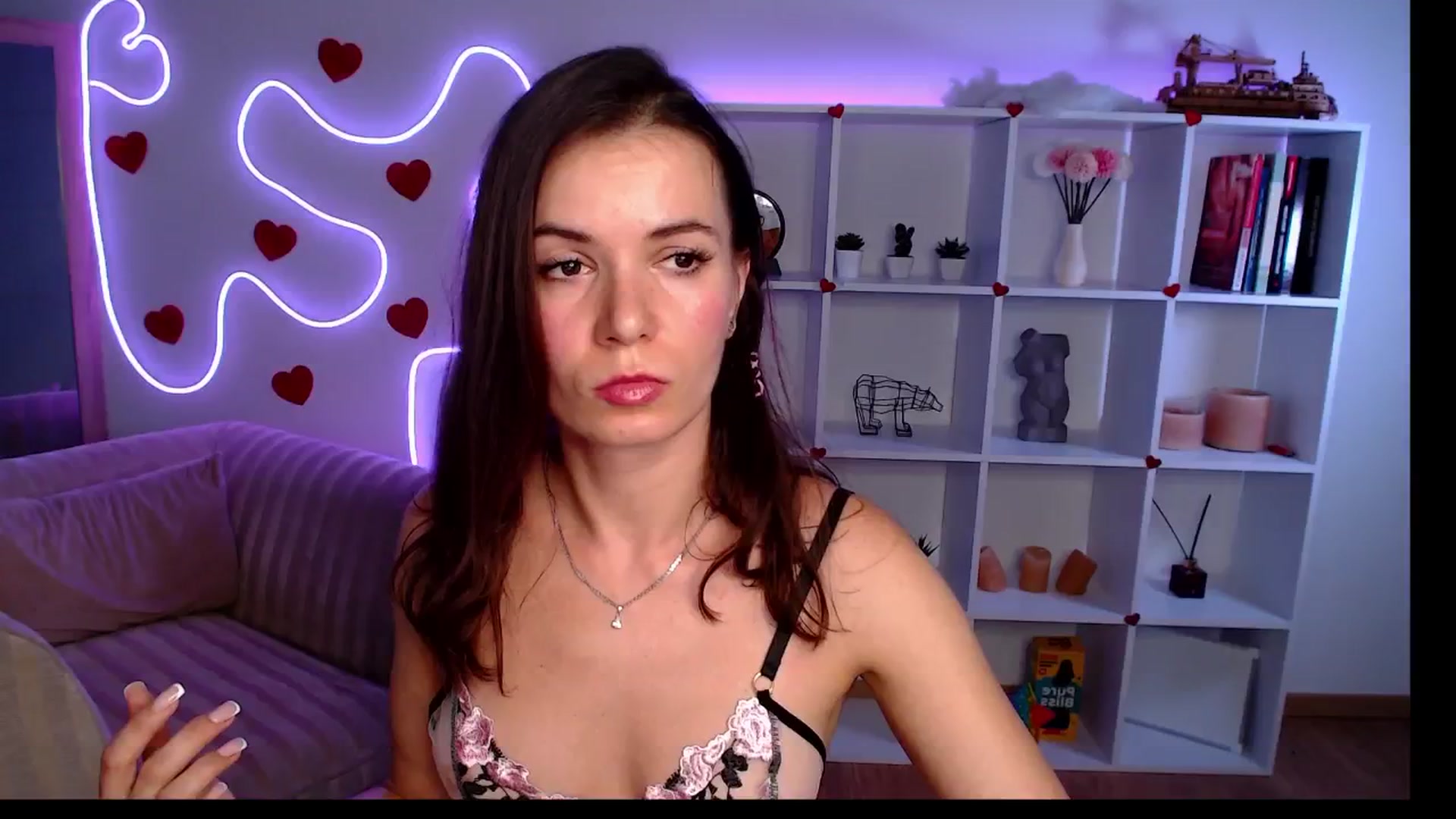 Gallery image thumbnail from Diana_Wow's myfreecams stream on, 09/19/2025, 10:48 image 1 of 20