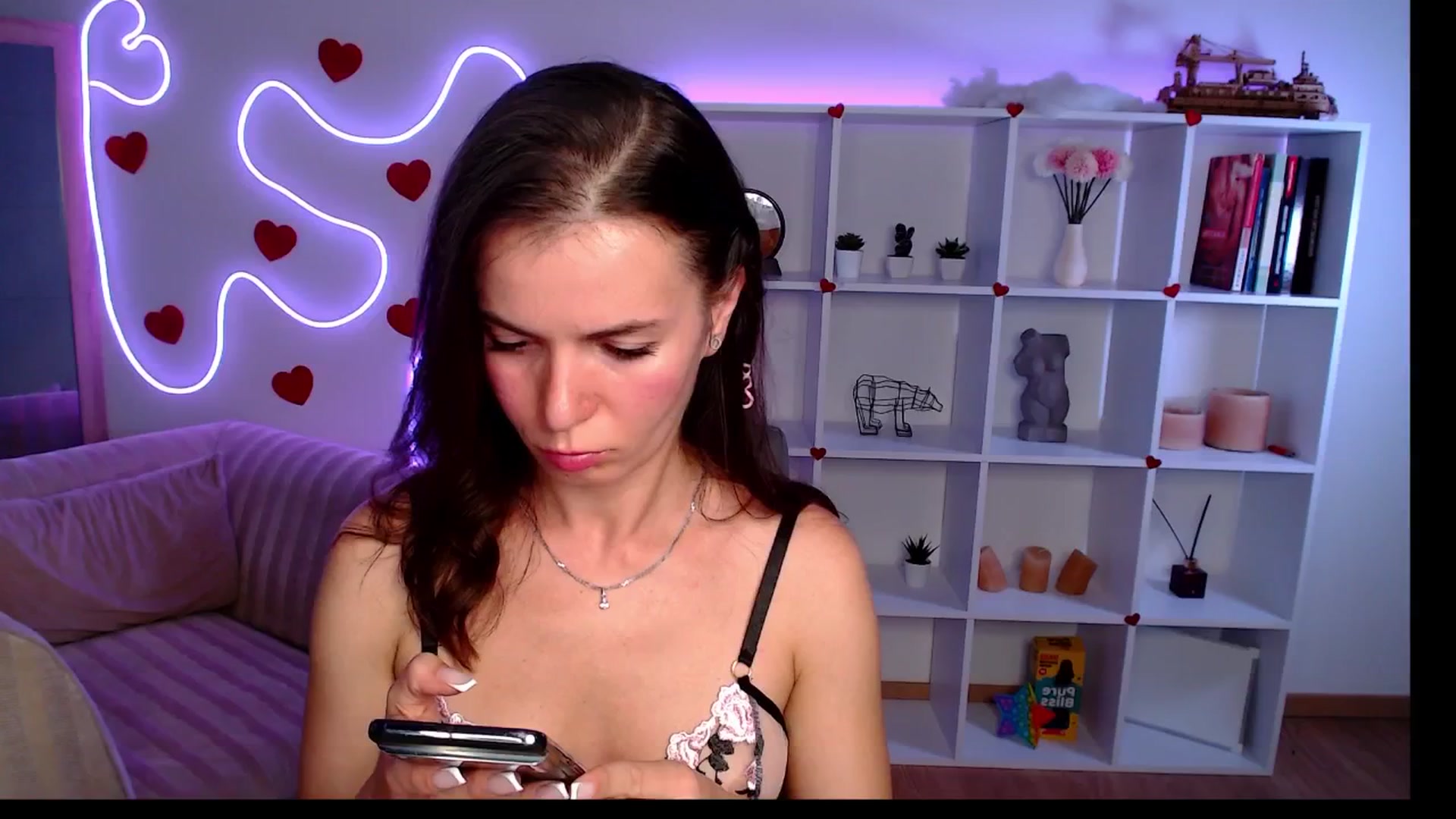 Gallery image thumbnail from Diana_Wow's myfreecams stream on, 09/19/2025, 10:48 image 6 of 20