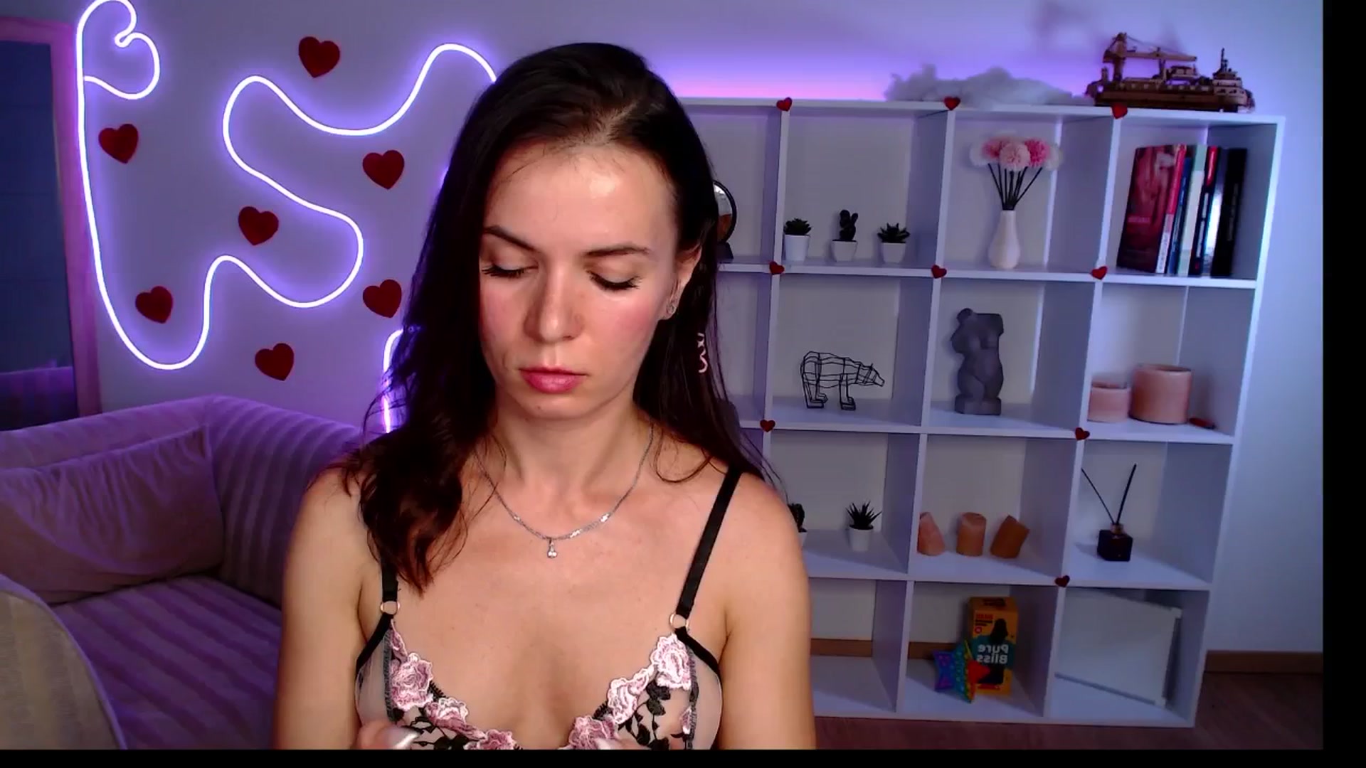 Gallery image thumbnail from Diana_Wow's myfreecams stream on, 09/19/2025, 10:48 image 5 of 20