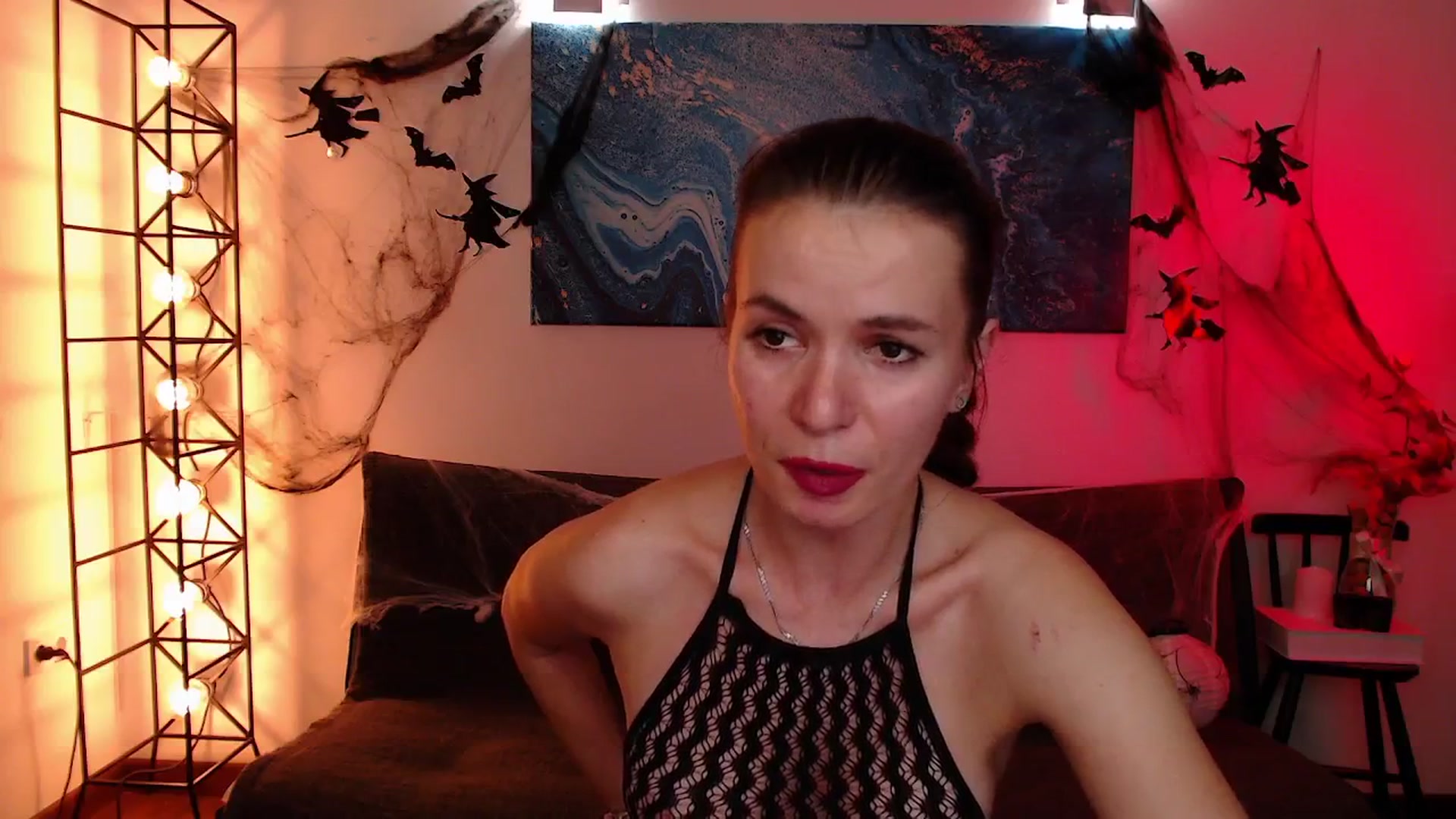 Gallery image thumbnail from Diana_Wow's myfreecams stream on, 11/01/2025, 12:01 image 7 of 20