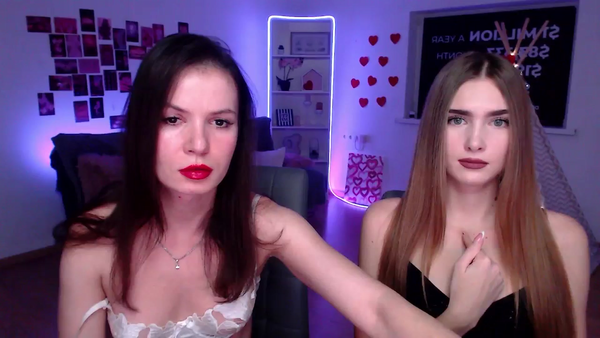 Gallery image thumbnail from Diana_Wow's myfreecams stream on, 12/09/2025, 14:37 image 17 of 20