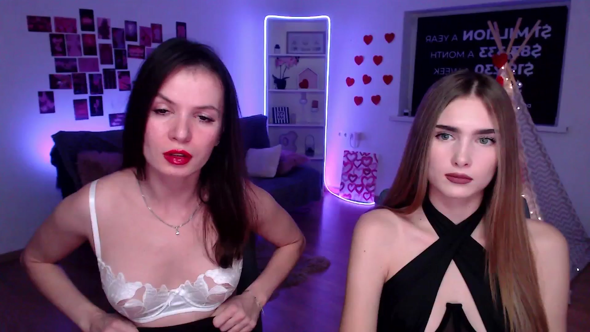 Gallery image thumbnail from Diana_Wow's myfreecams stream on, 12/09/2025, 14:37 image 1 of 20