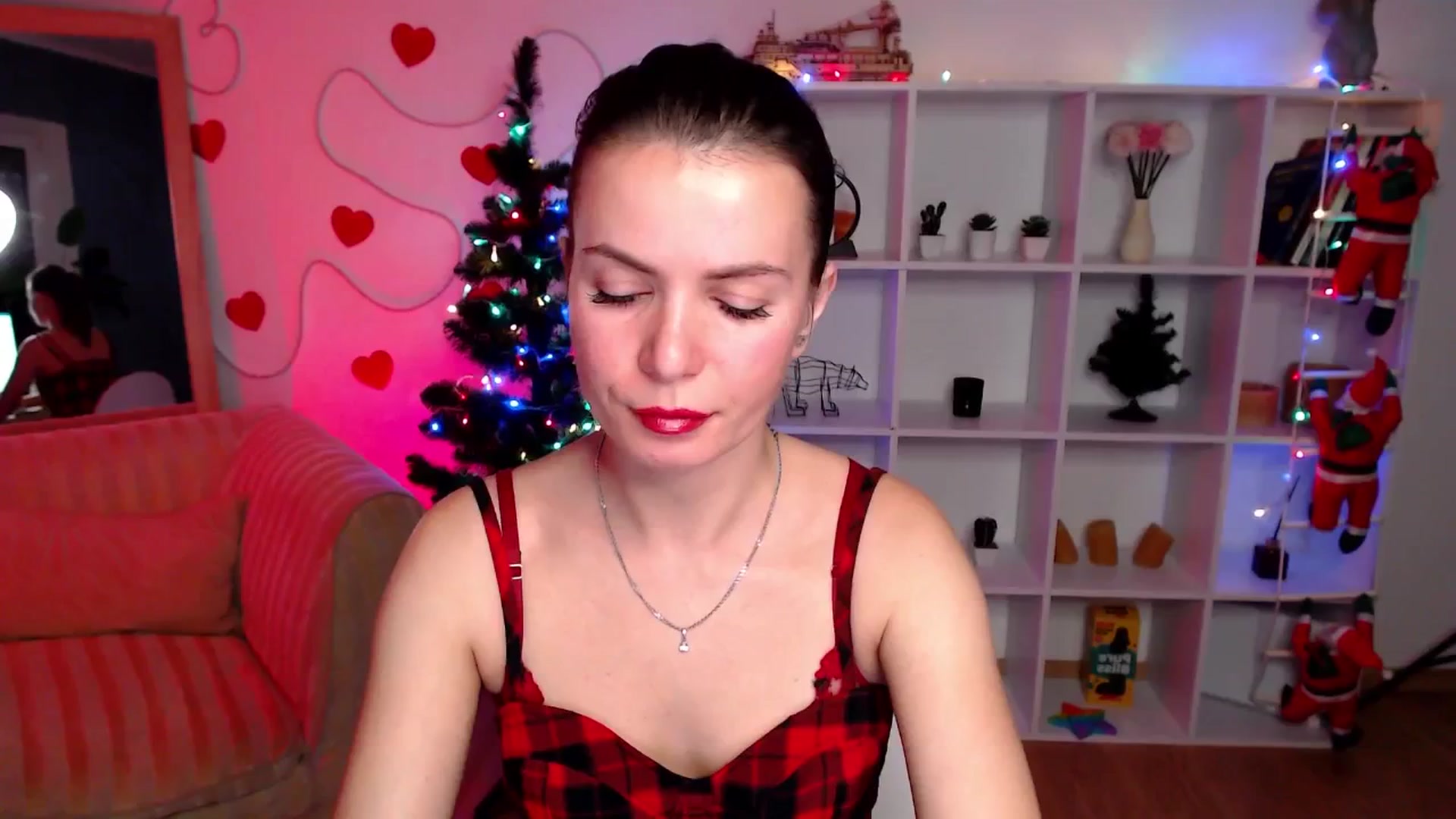 Gallery image thumbnail from Diana_Wow's myfreecams stream on, 12/17/2025, 10:36 image 10 of 20
