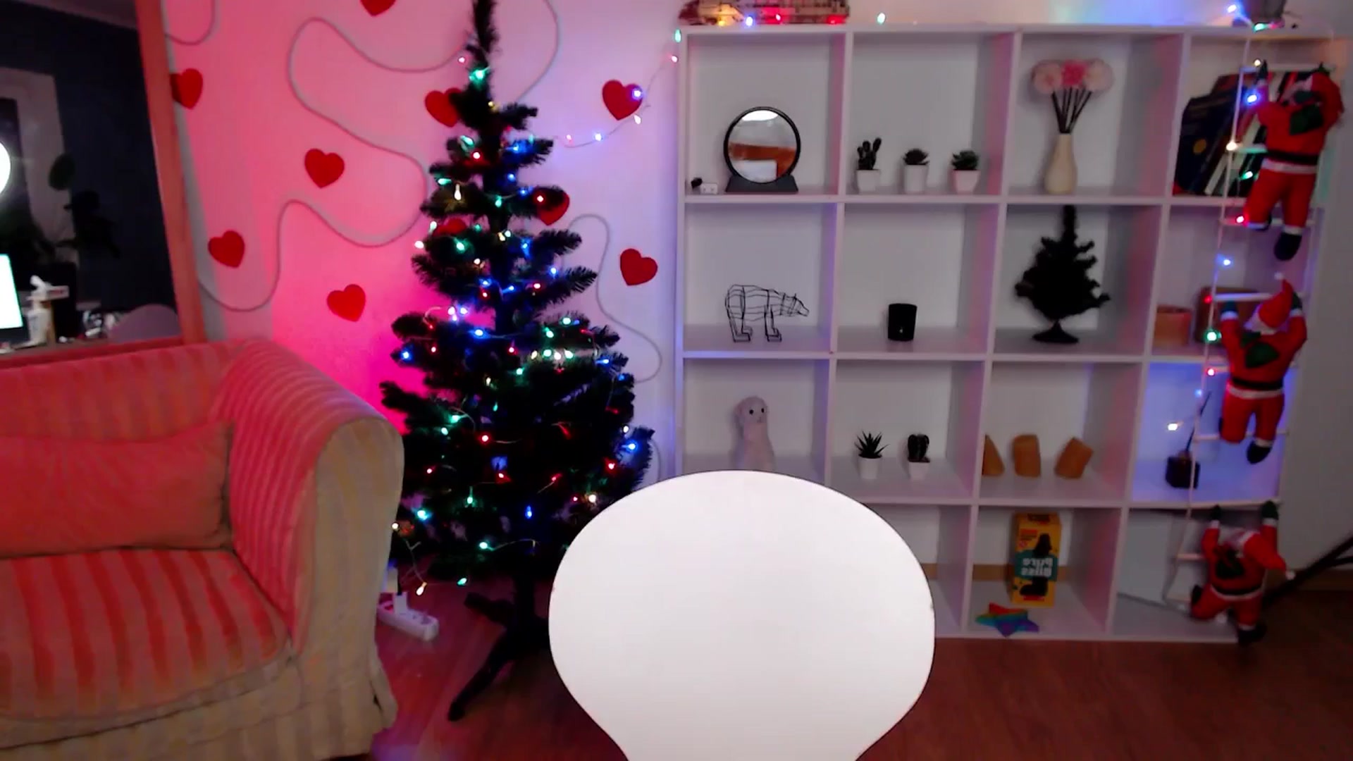 Gallery image thumbnail from Diana_Wow's myfreecams stream on, 12/17/2025, 10:36 image 6 of 20