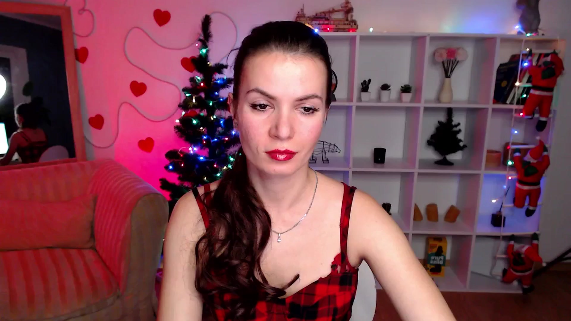 Gallery image thumbnail from Diana_Wow's myfreecams stream on, 12/17/2025, 10:36 image 15 of 20