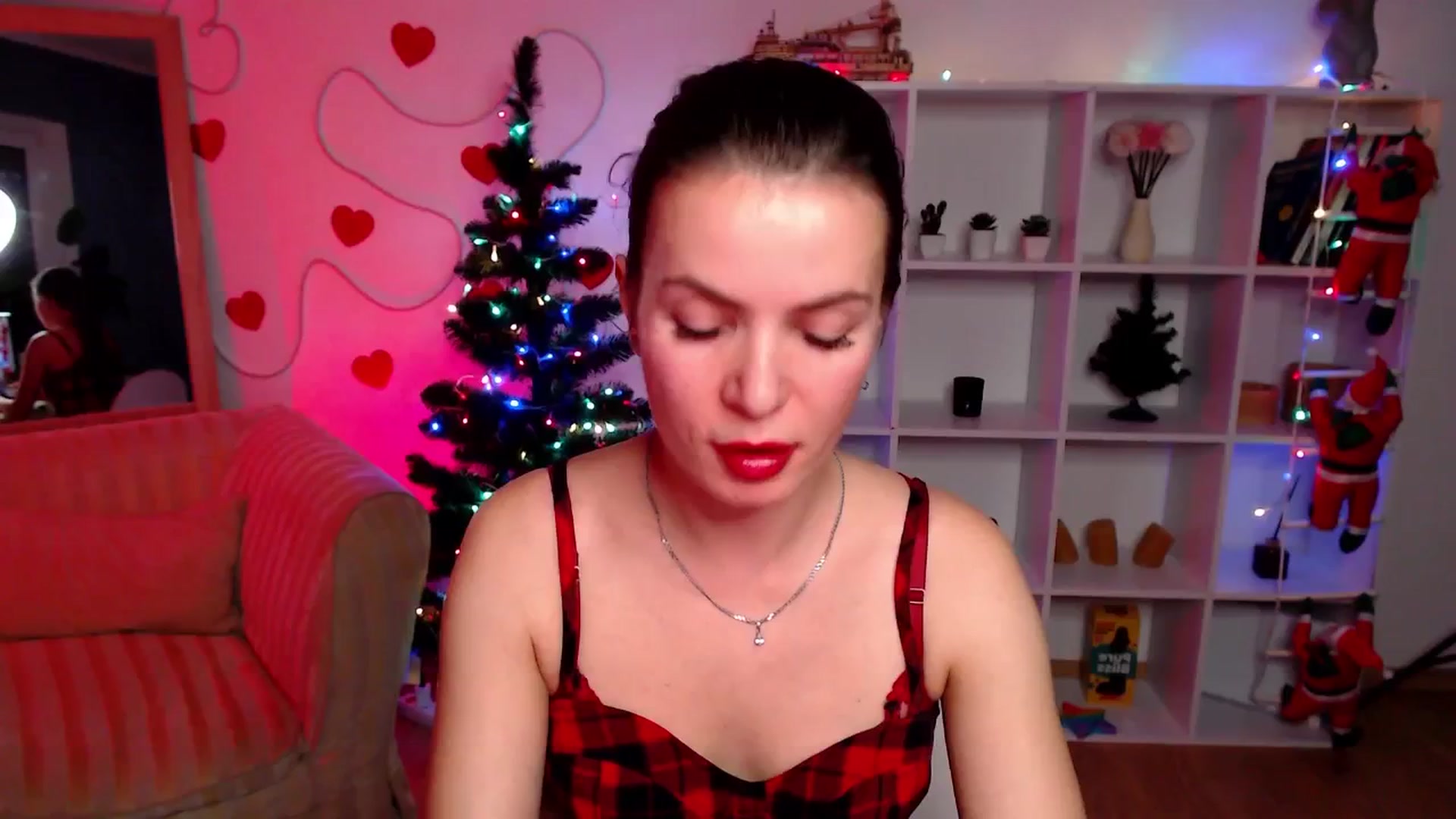 Gallery image thumbnail from Diana_Wow's myfreecams stream on, 12/17/2025, 10:36 image 17 of 20