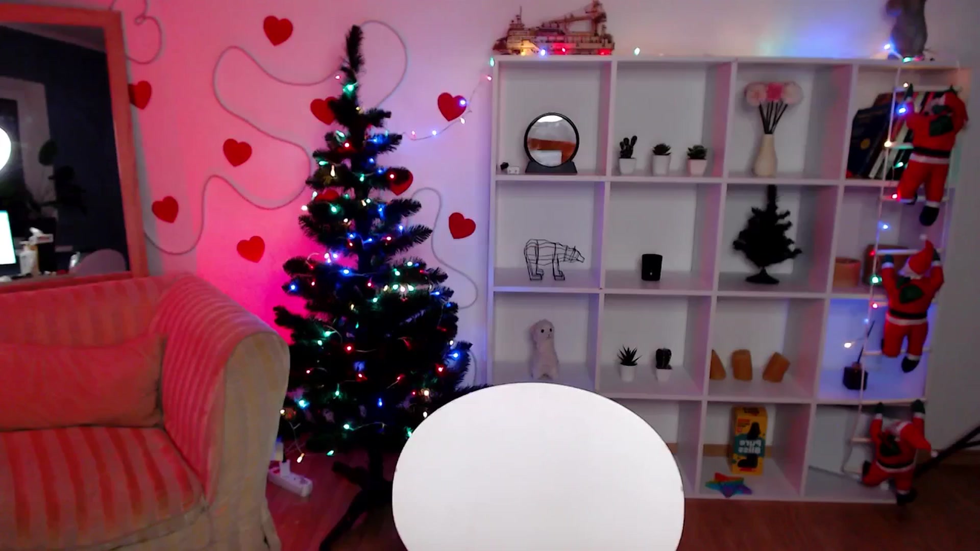 Gallery image thumbnail from Diana_Wow's myfreecams stream on, 12/17/2025, 10:36 image 18 of 20