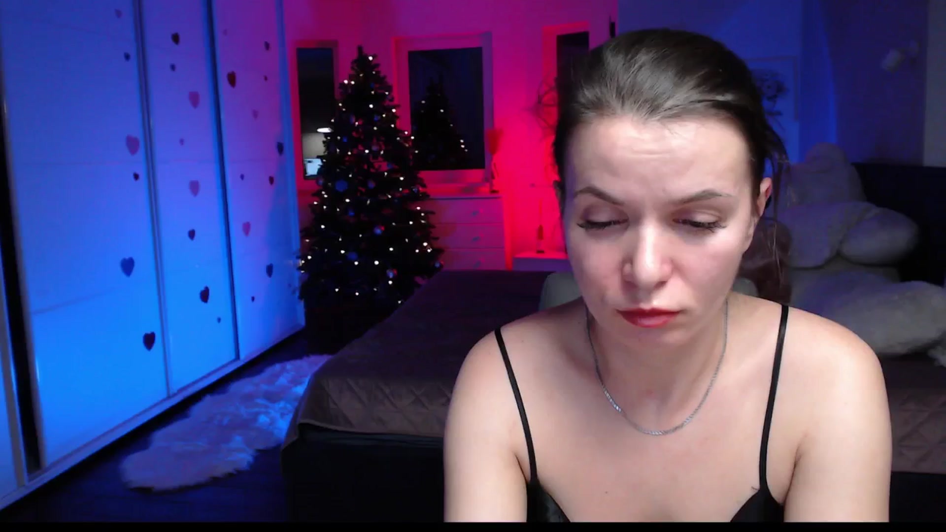 Gallery image thumbnail from Diana_Wow's myfreecams stream on, 12/30/2025, 12:56 image 18 of 20