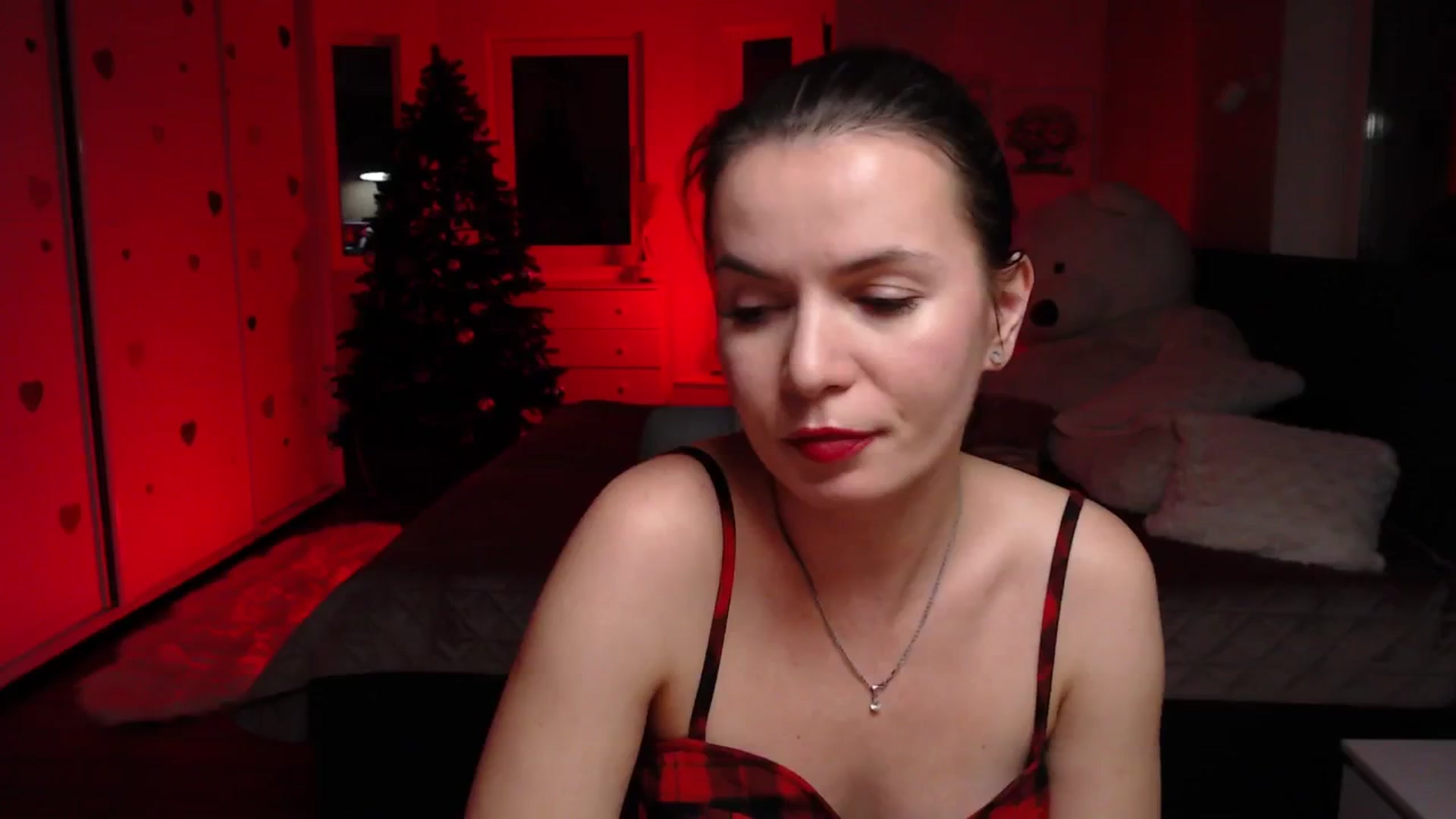 Gallery image thumbnail from Diana_Wow's myfreecams stream on, 01/08/2026, 12:26 image 9 of 20