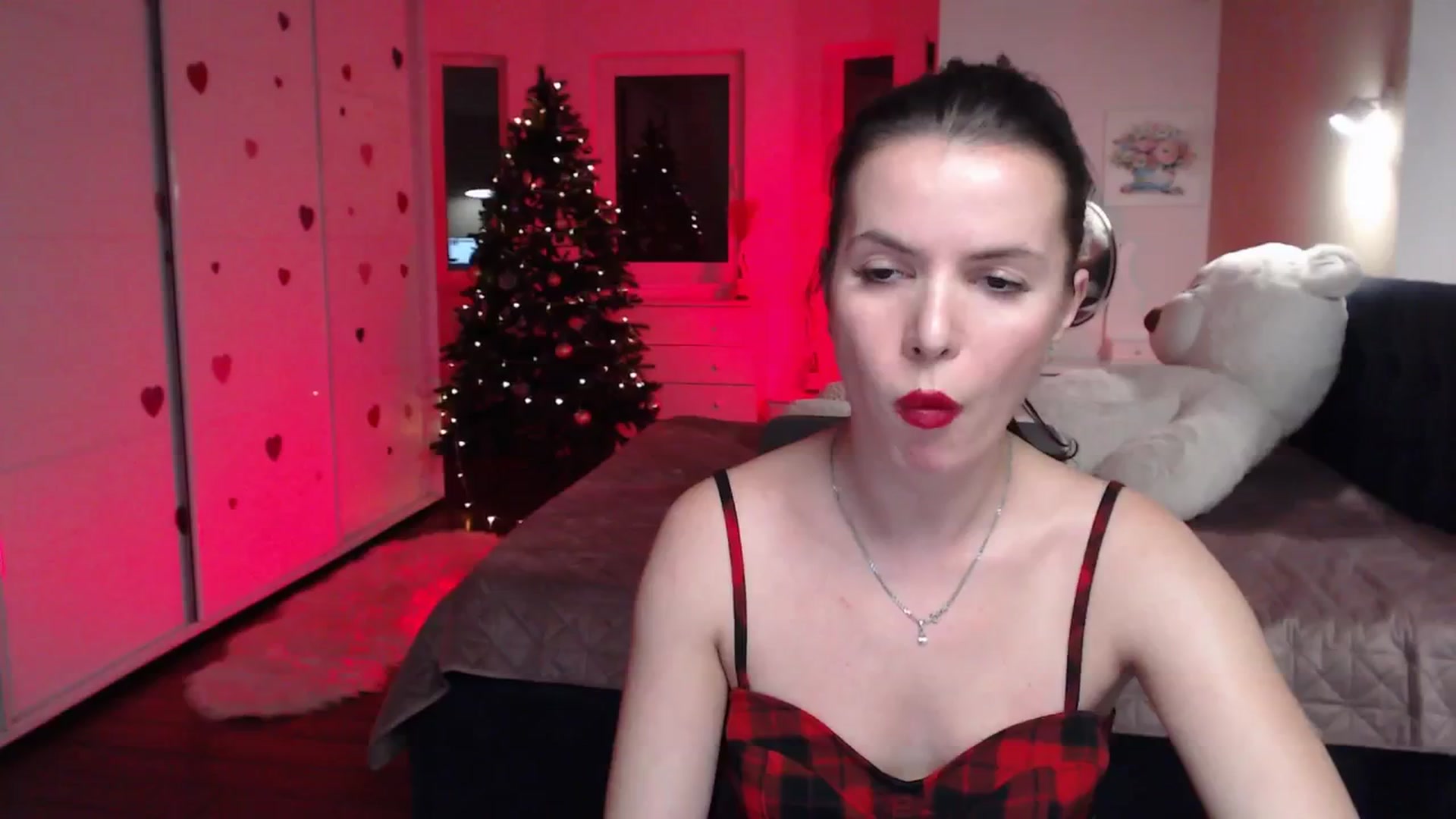 Gallery image thumbnail from Diana_Wow's myfreecams stream on, 01/08/2026, 13:39 image 8 of 20