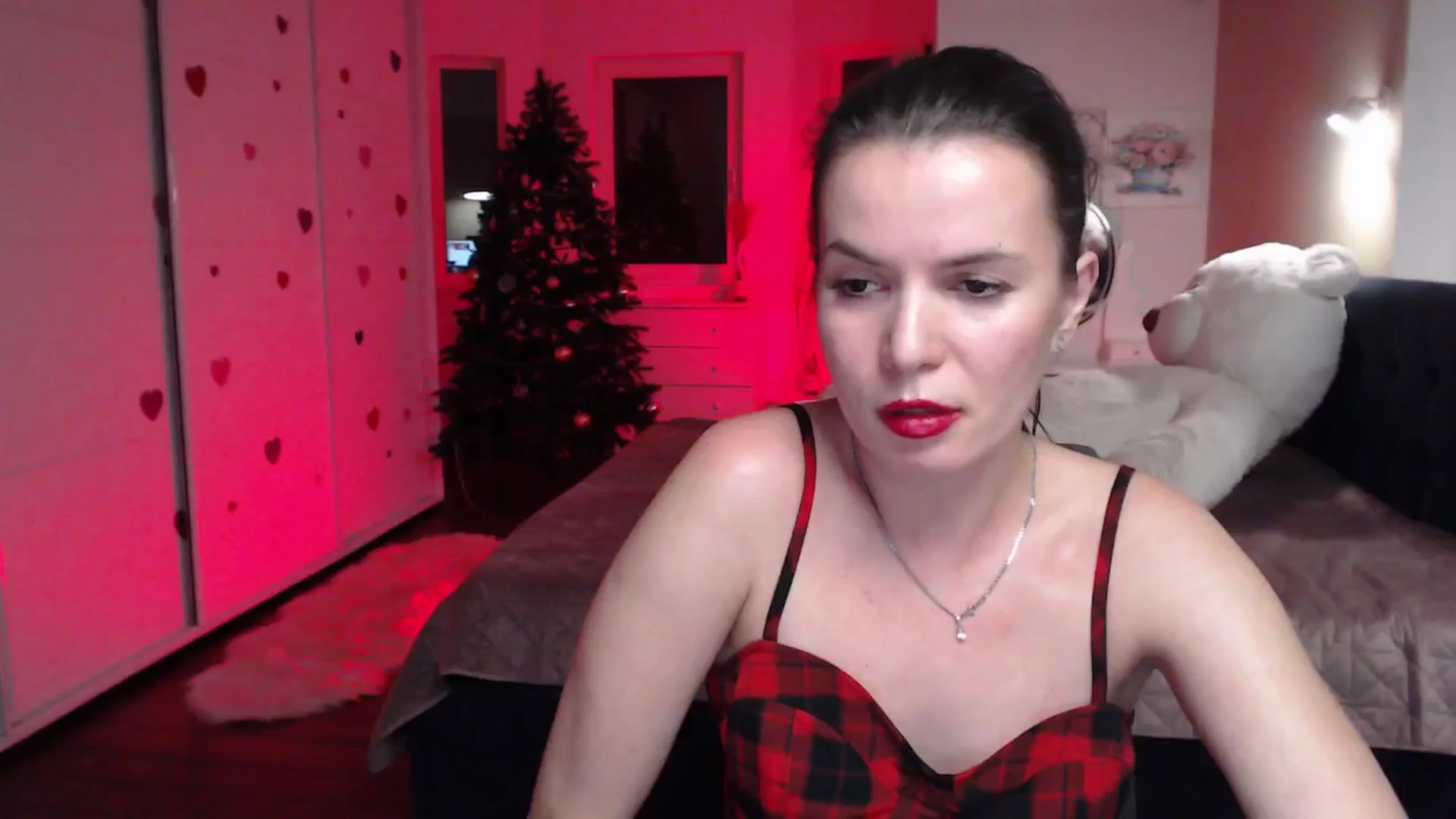 Gallery image thumbnail from Diana_Wow's myfreecams stream on, 01/08/2026, 13:39 image 18 of 20