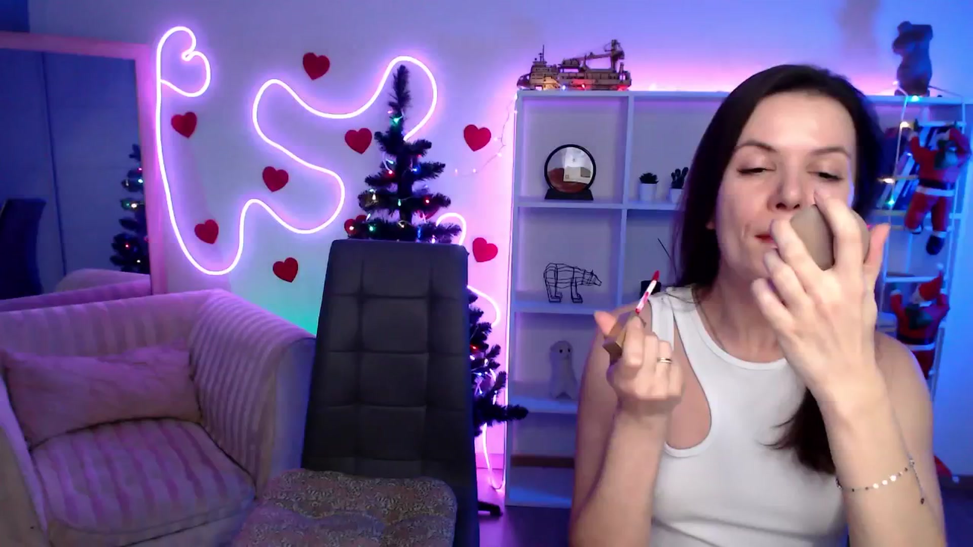 Gallery image thumbnail from Diana_Wow's myfreecams stream on, 01/14/2026, 10:52 image 6 of 20