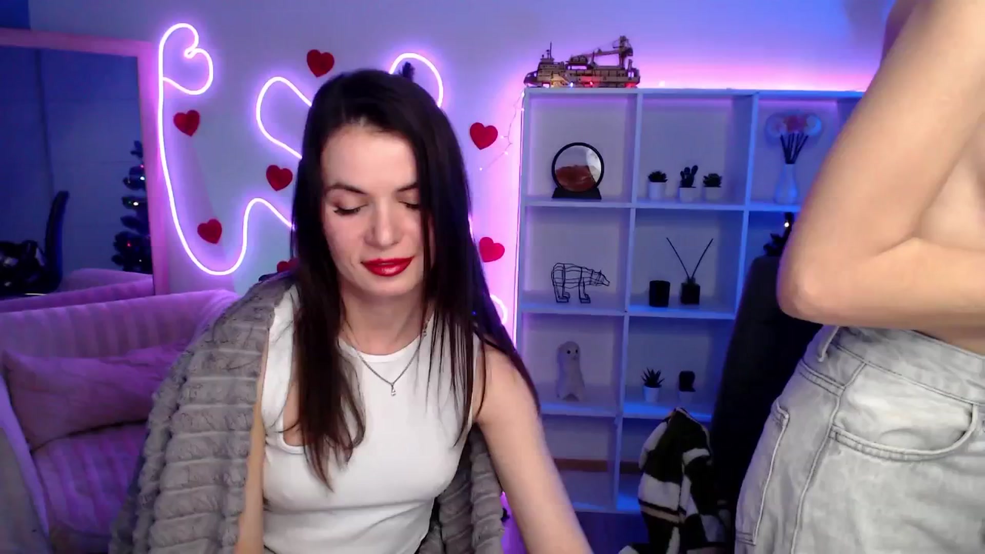 Gallery image thumbnail from Diana_Wow's myfreecams stream on, 01/14/2026, 16:37 image 10 of 20