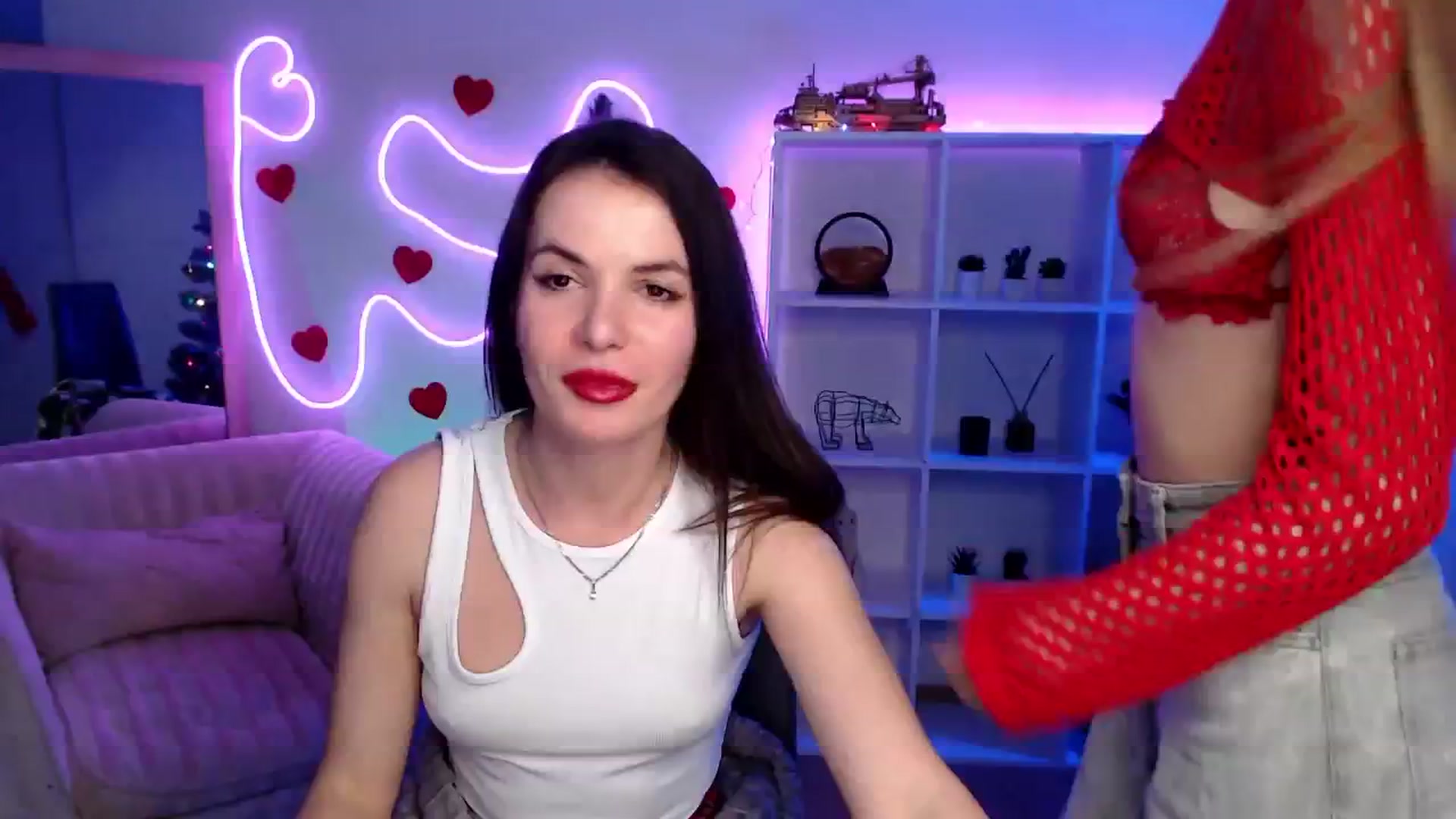 Gallery image thumbnail from Diana_Wow's myfreecams stream on, 01/14/2026, 16:37 image 12 of 20