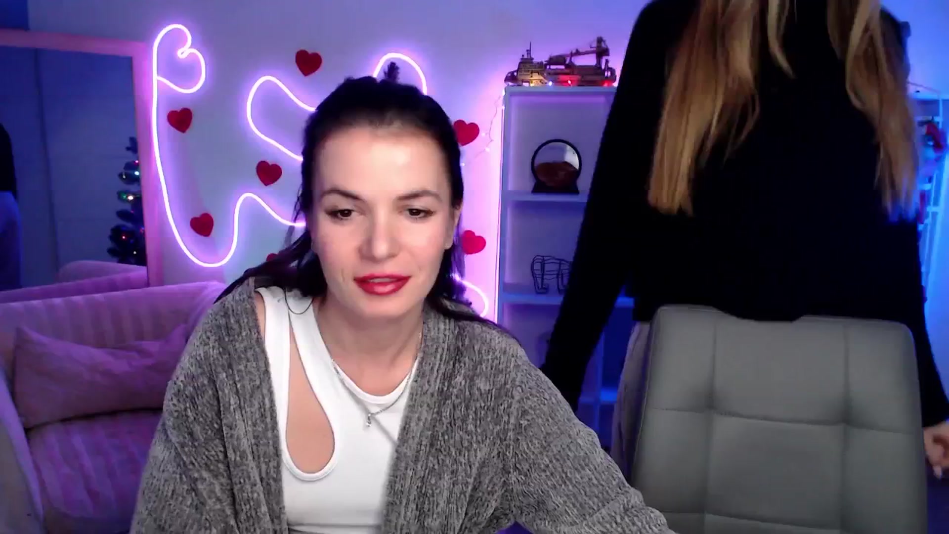 Gallery image thumbnail from Diana_Wow's myfreecams stream on, 01/14/2026, 16:59 image 10 of 20