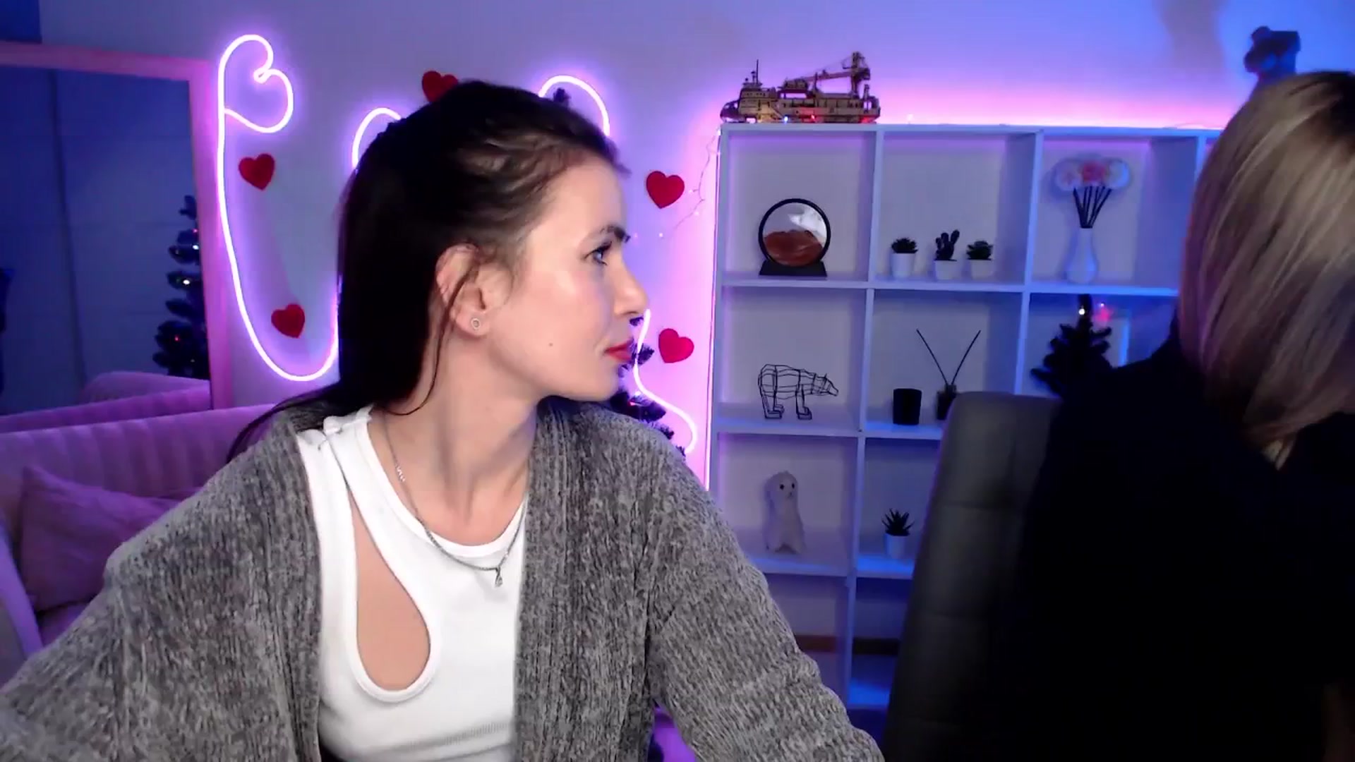 Gallery image thumbnail from Diana_Wow's myfreecams stream on, 01/14/2026, 16:59 image 11 of 20