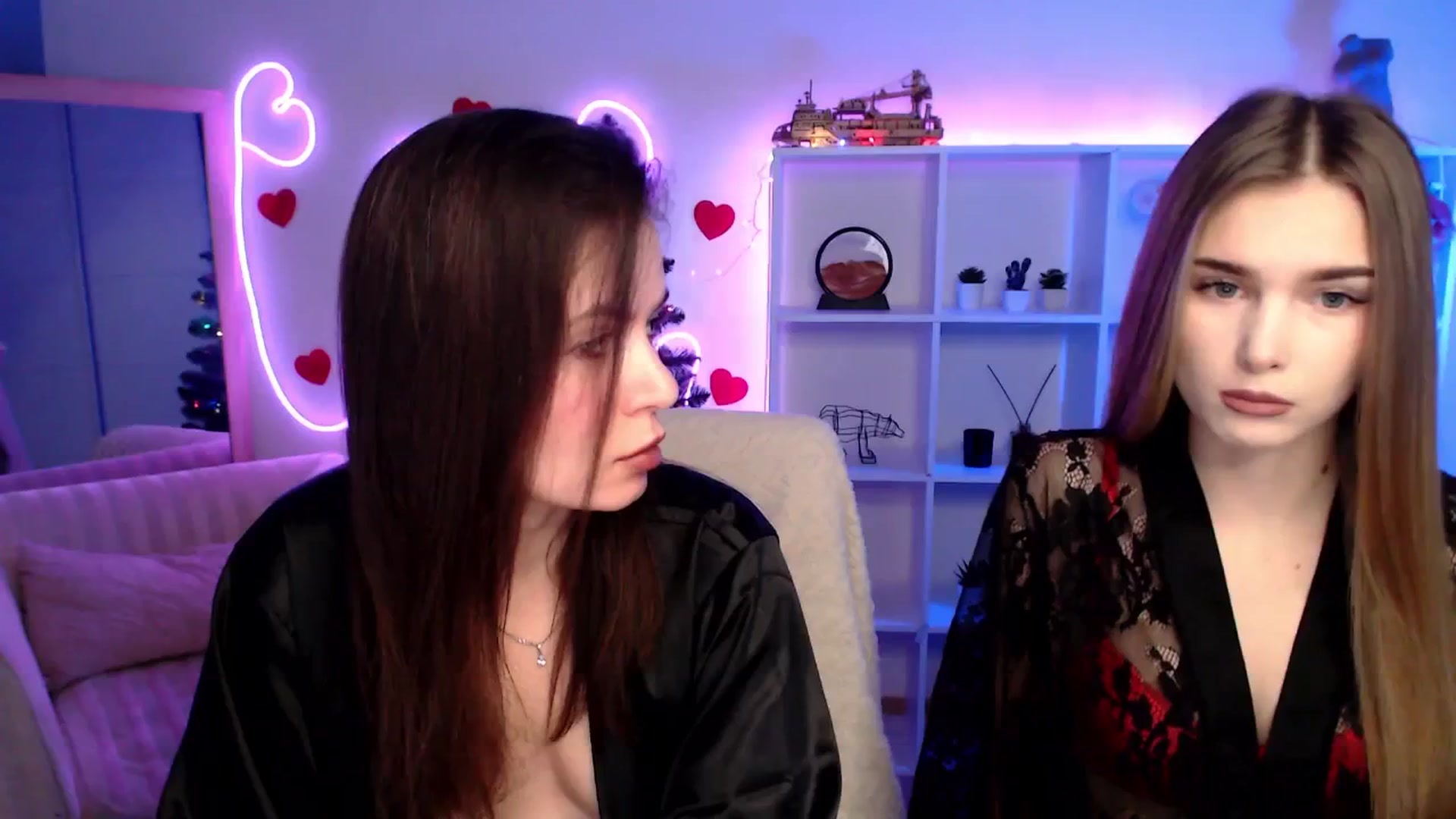 Gallery image thumbnail from Diana_Wow's myfreecams stream on, 01/15/2026, 10:17 image 17 of 20