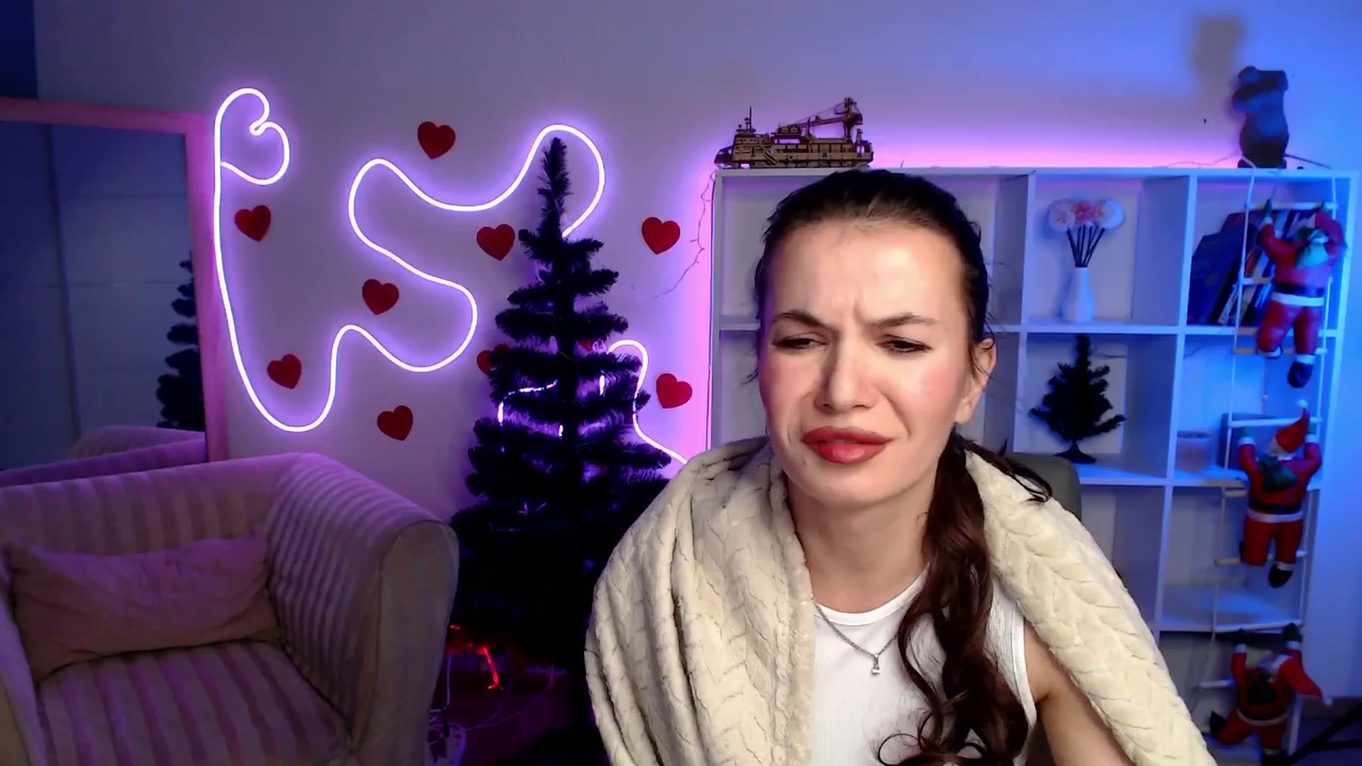 Gallery image thumbnail from Diana_Wow's myfreecams stream on, 01/17/2026, 10:52 image 18 of 20