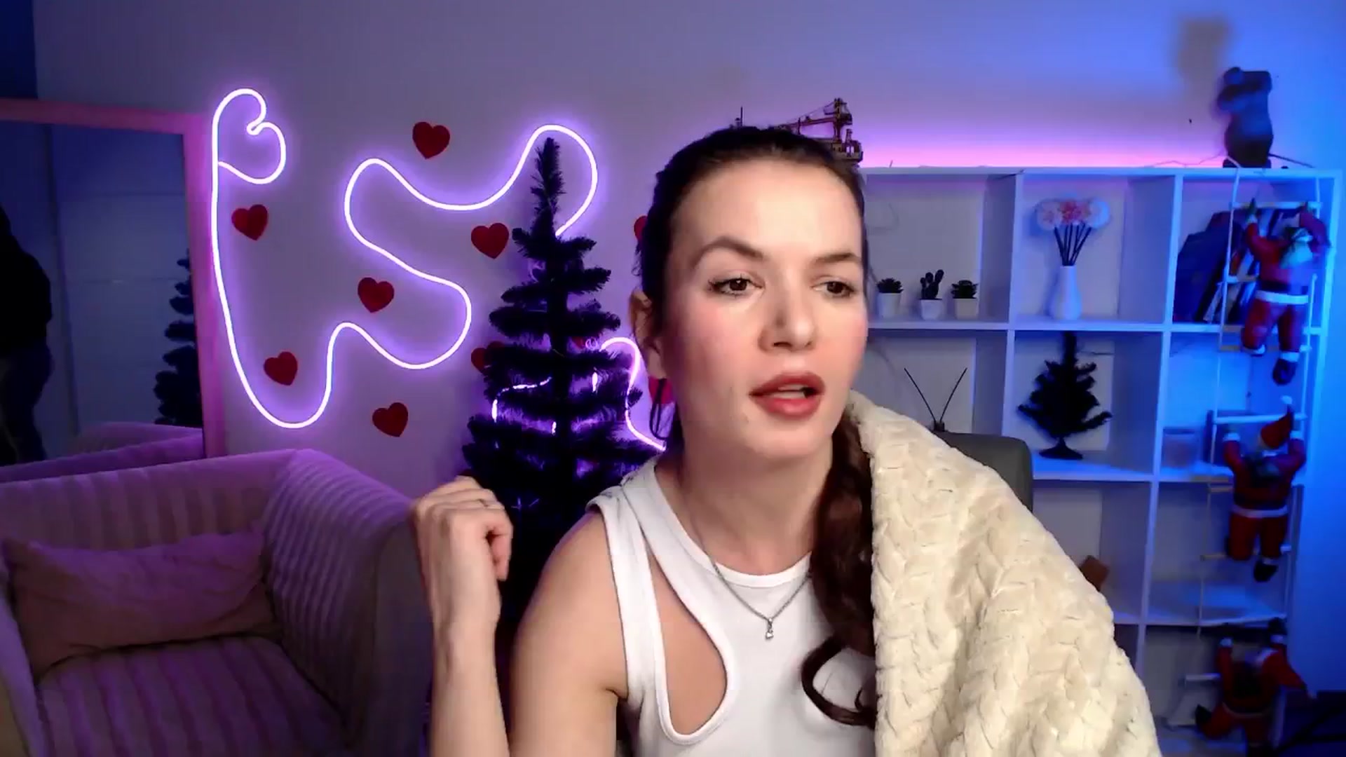 Gallery image thumbnail from Diana_Wow's myfreecams stream on, 01/17/2026, 11:50 image 14 of 20