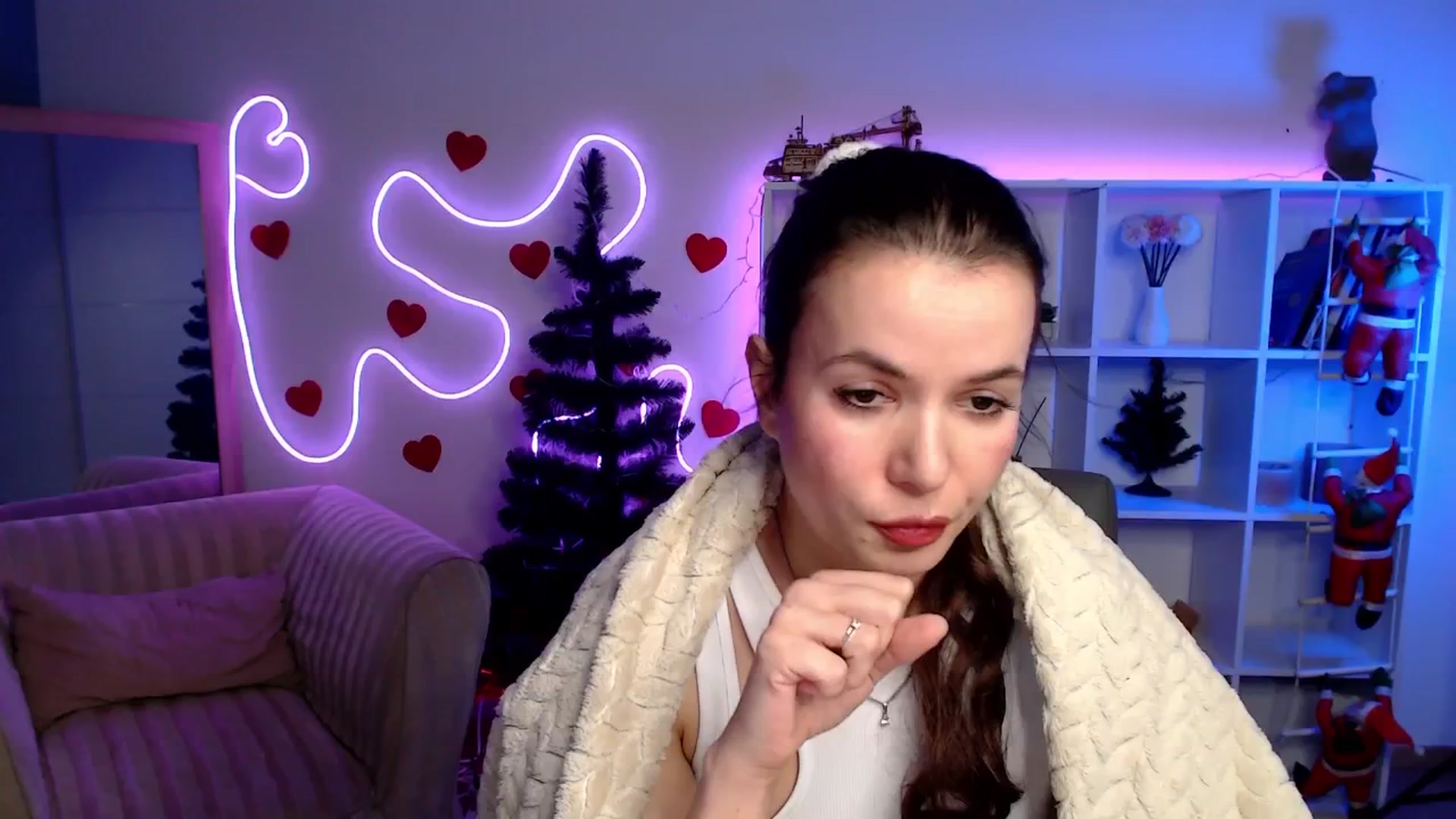 Gallery image thumbnail from Diana_Wow's myfreecams stream on, 01/17/2026, 11:50 image 11 of 20