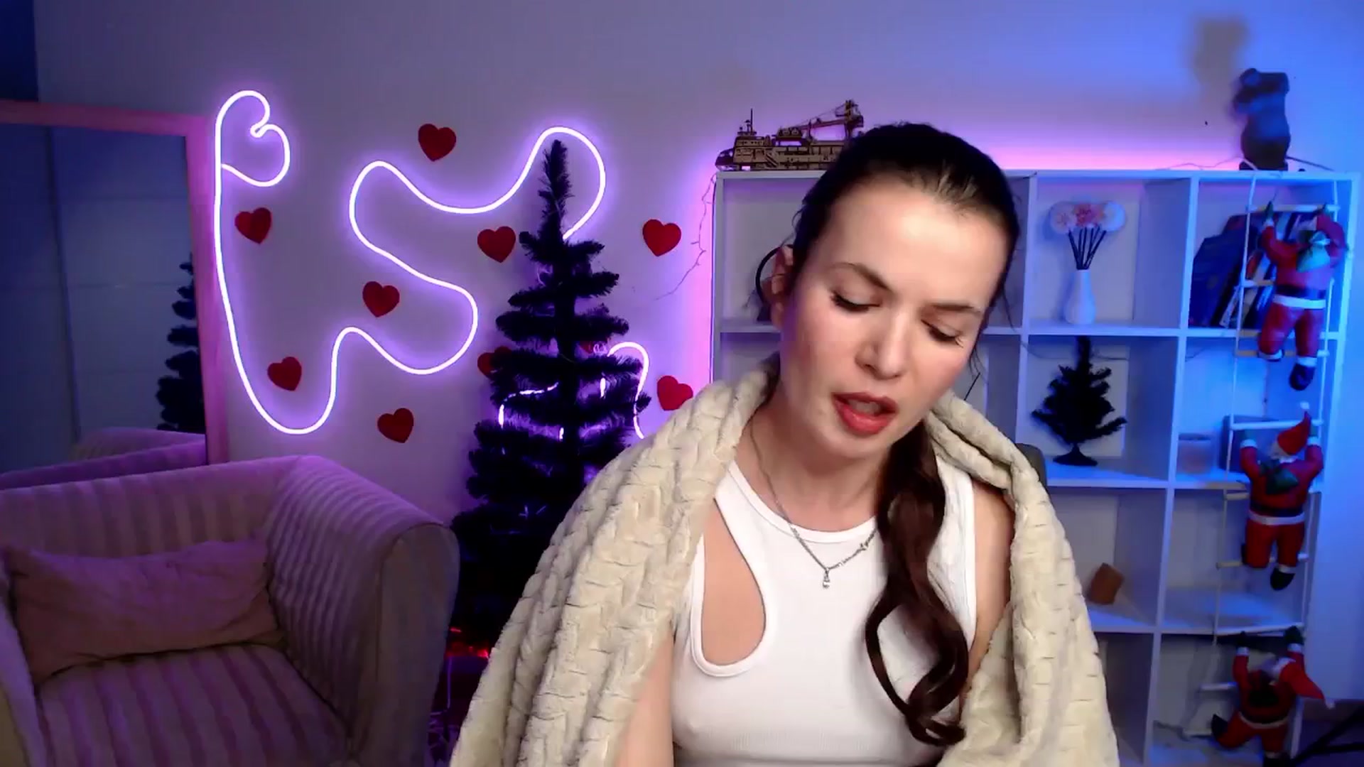 Gallery image thumbnail from Diana_Wow's myfreecams stream on, 01/17/2026, 11:50 image 12 of 20