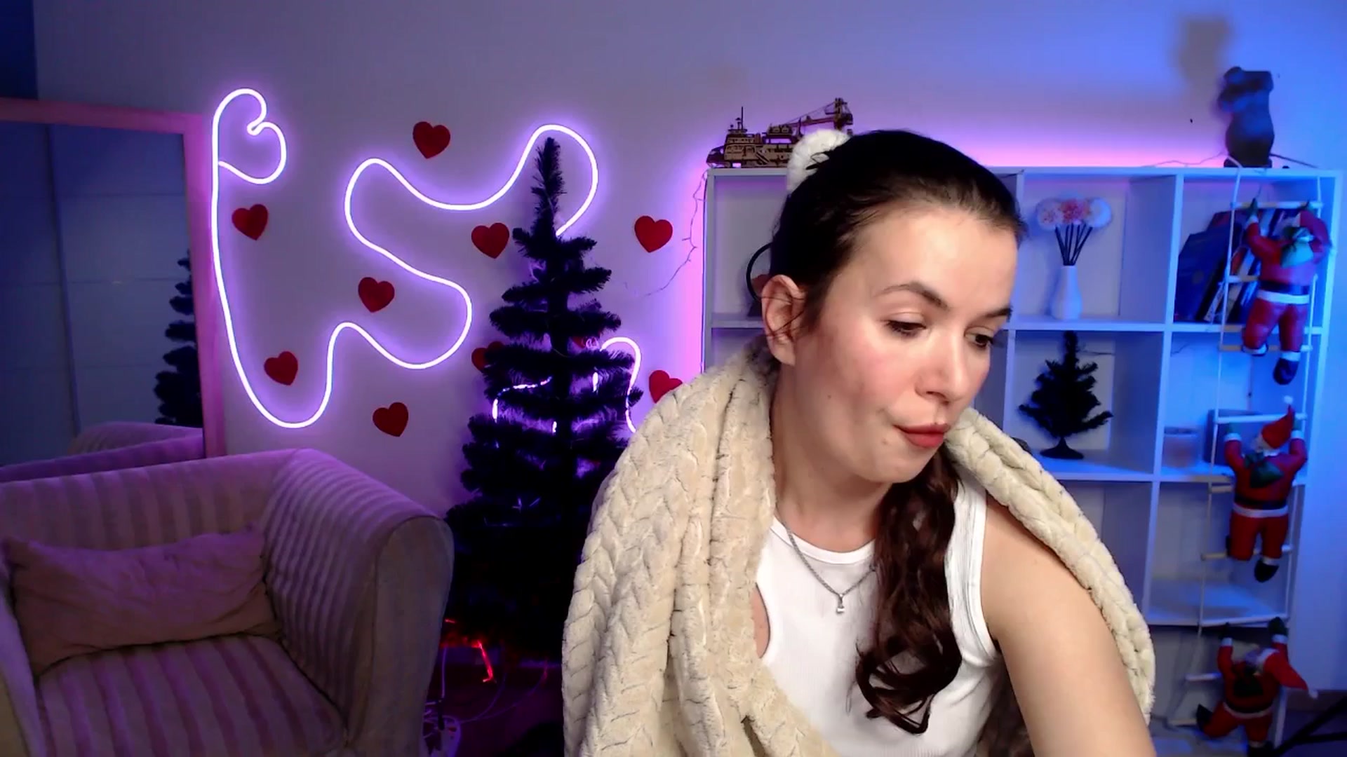 Gallery image thumbnail from Diana_Wow's myfreecams stream on, 01/17/2026, 11:50 image 7 of 20