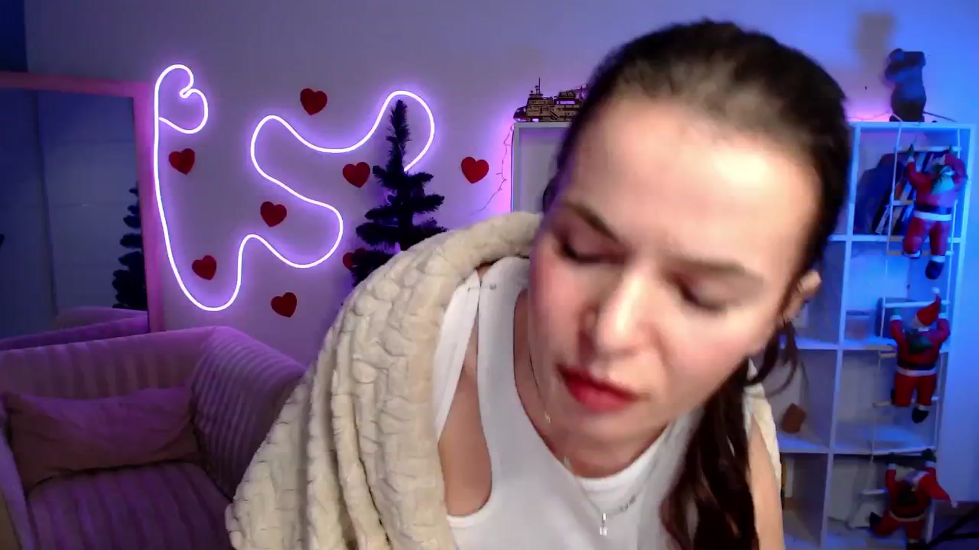 Gallery image thumbnail from Diana_Wow's myfreecams stream on, 01/17/2026, 11:50 image 5 of 20