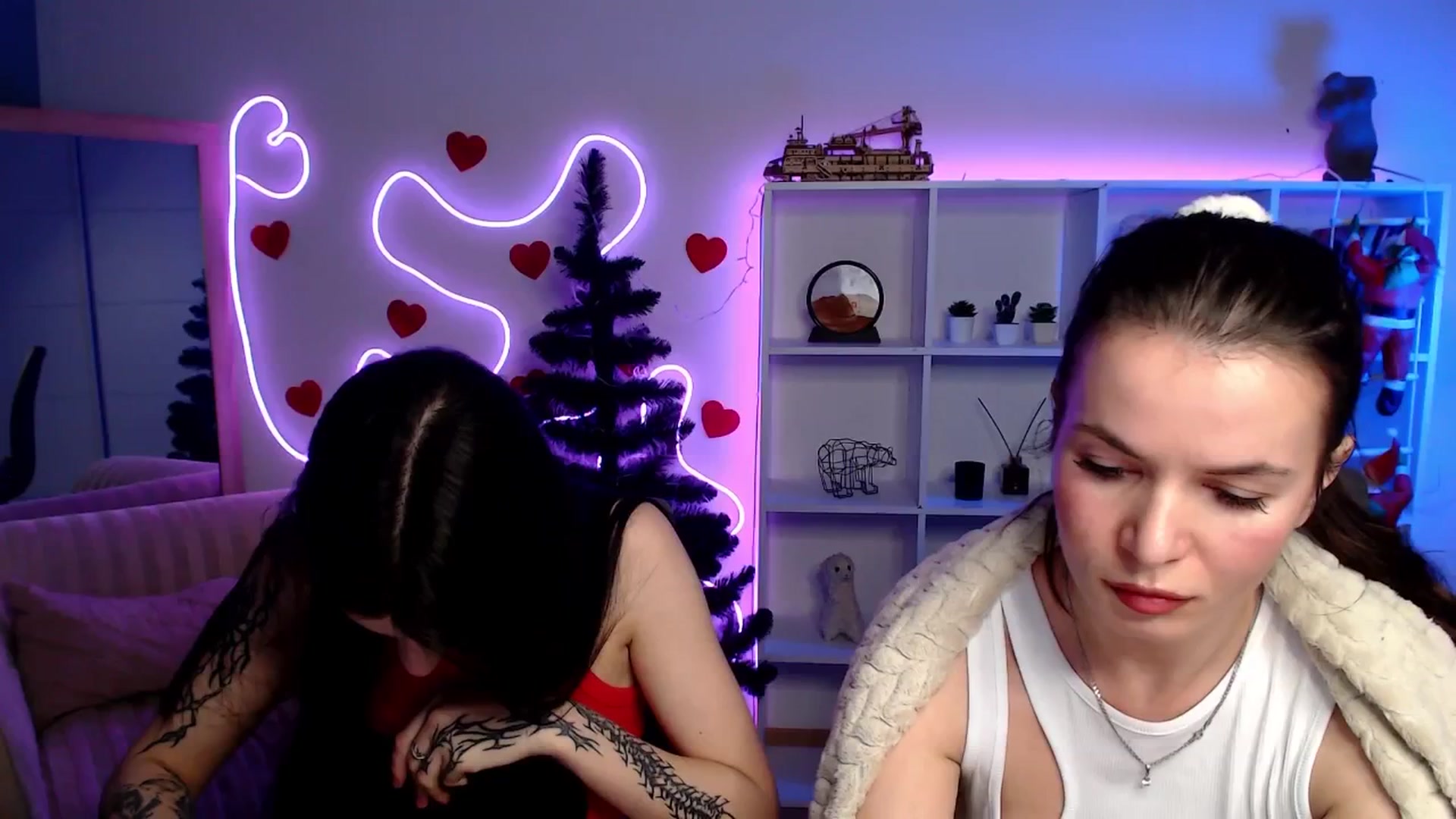 Gallery image thumbnail from Diana_Wow's myfreecams stream on, 01/17/2026, 11:50 image 19 of 20