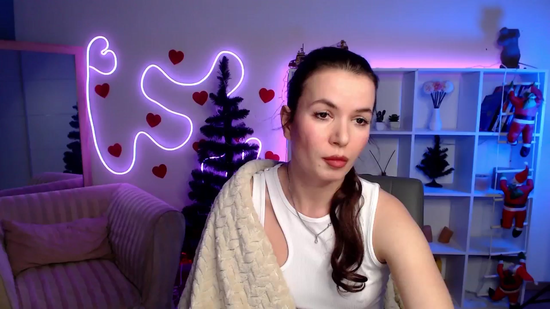 Gallery image thumbnail from Diana_Wow's myfreecams stream on, 01/17/2026, 11:50 image 6 of 20