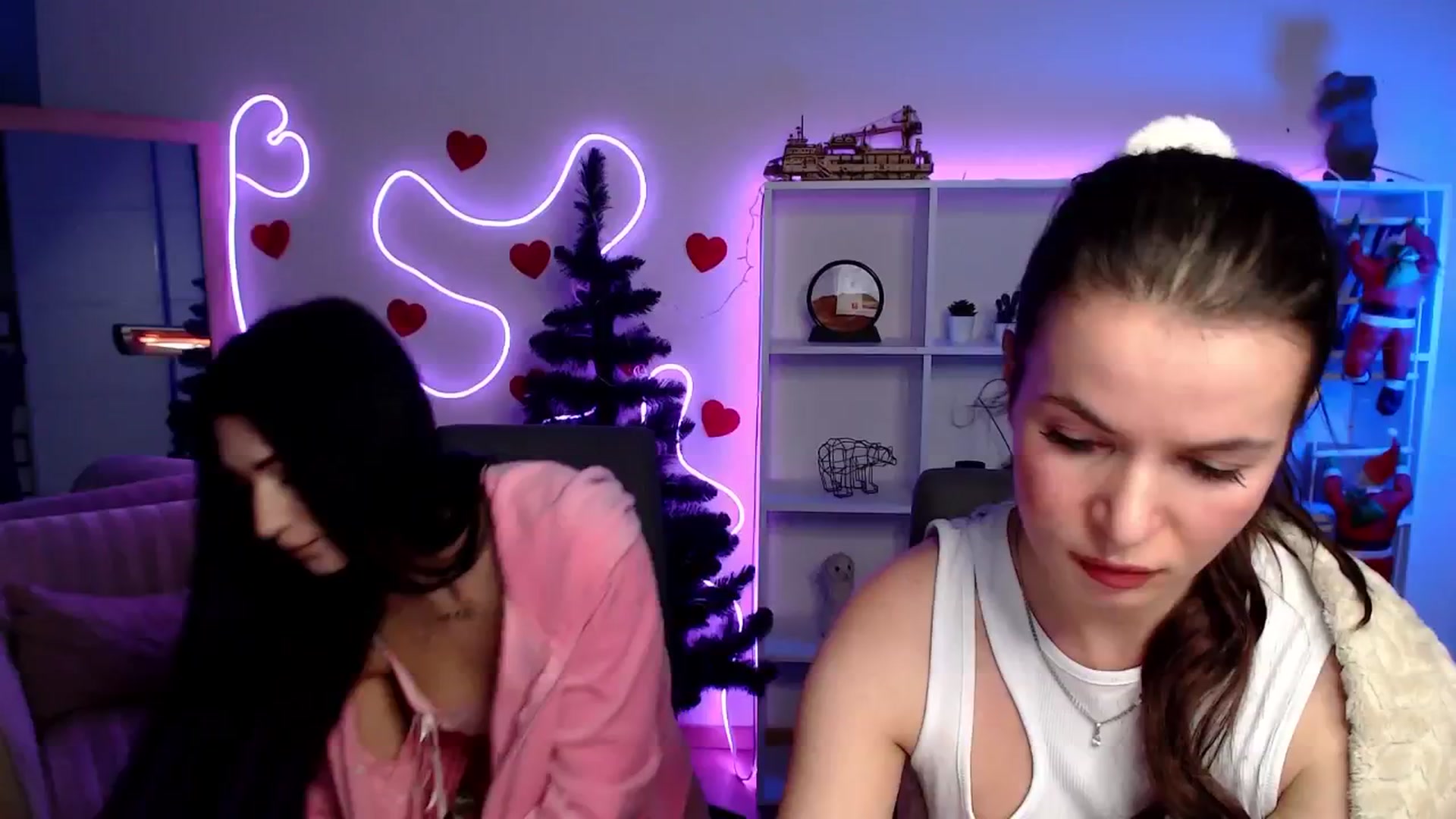 Gallery image thumbnail from Diana_Wow's myfreecams stream on, 01/17/2026, 13:07 image 6 of 20