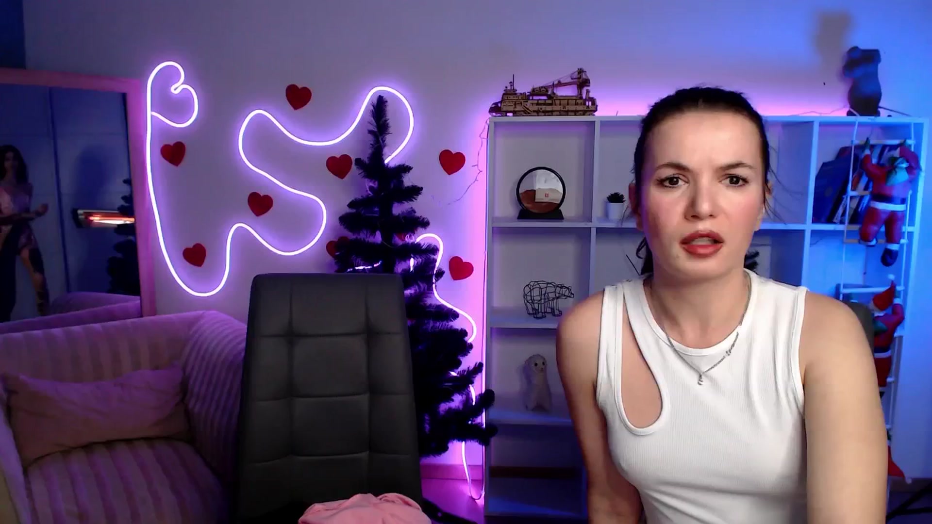 Gallery image thumbnail from Diana_Wow's myfreecams stream on, 01/17/2026, 13:07 image 1 of 20