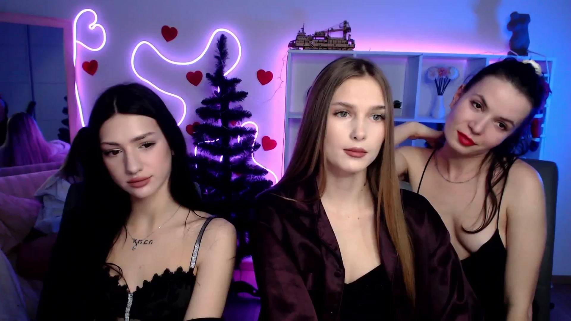 Gallery image thumbnail from Diana_Wow's myfreecams stream on, 01/21/2026, 12:56 image 7 of 20