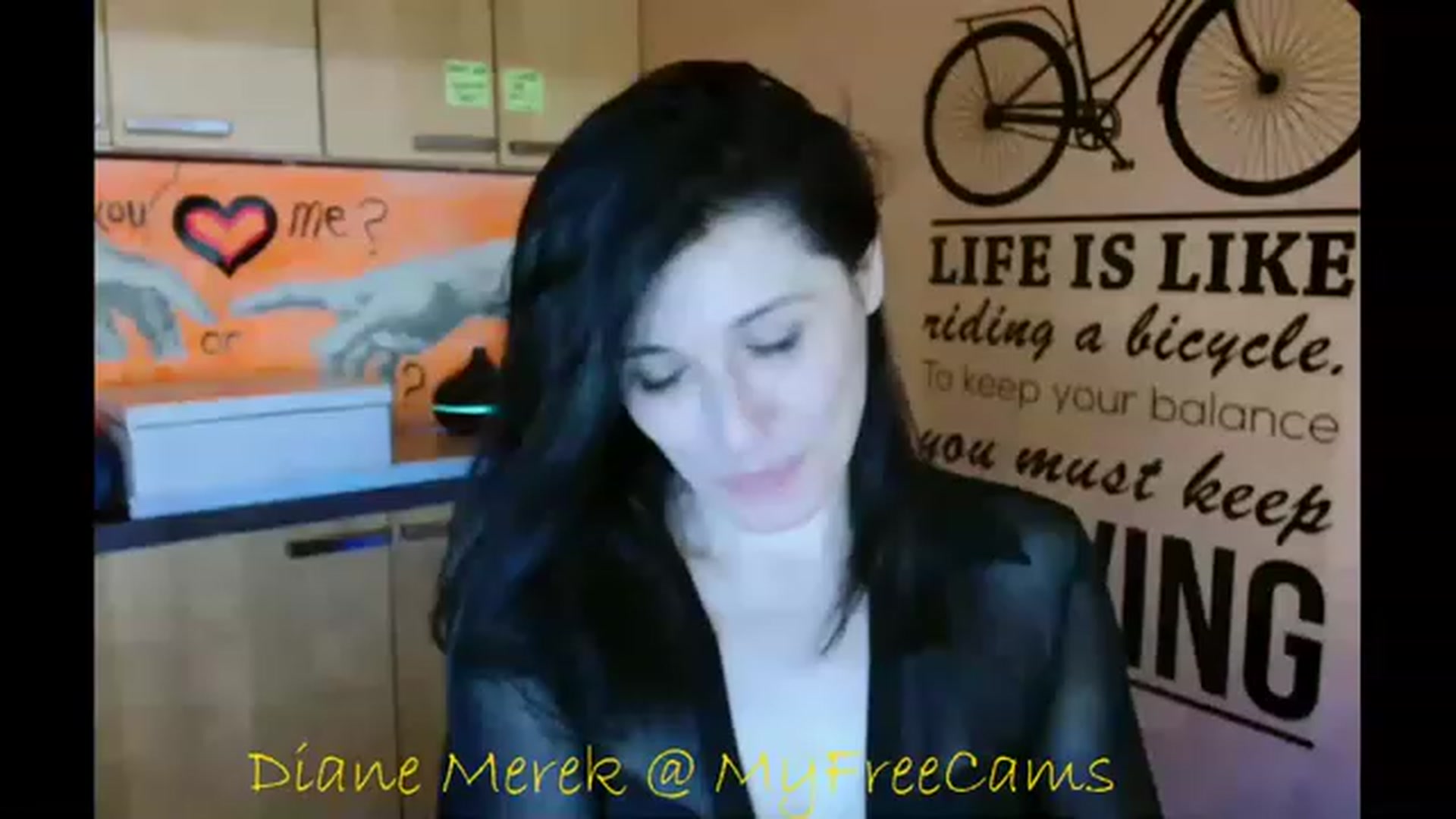 Gallery image thumbnail from DianneMerek's myfreecams stream on, 11/16/2022, 12:06 image 19 of 20