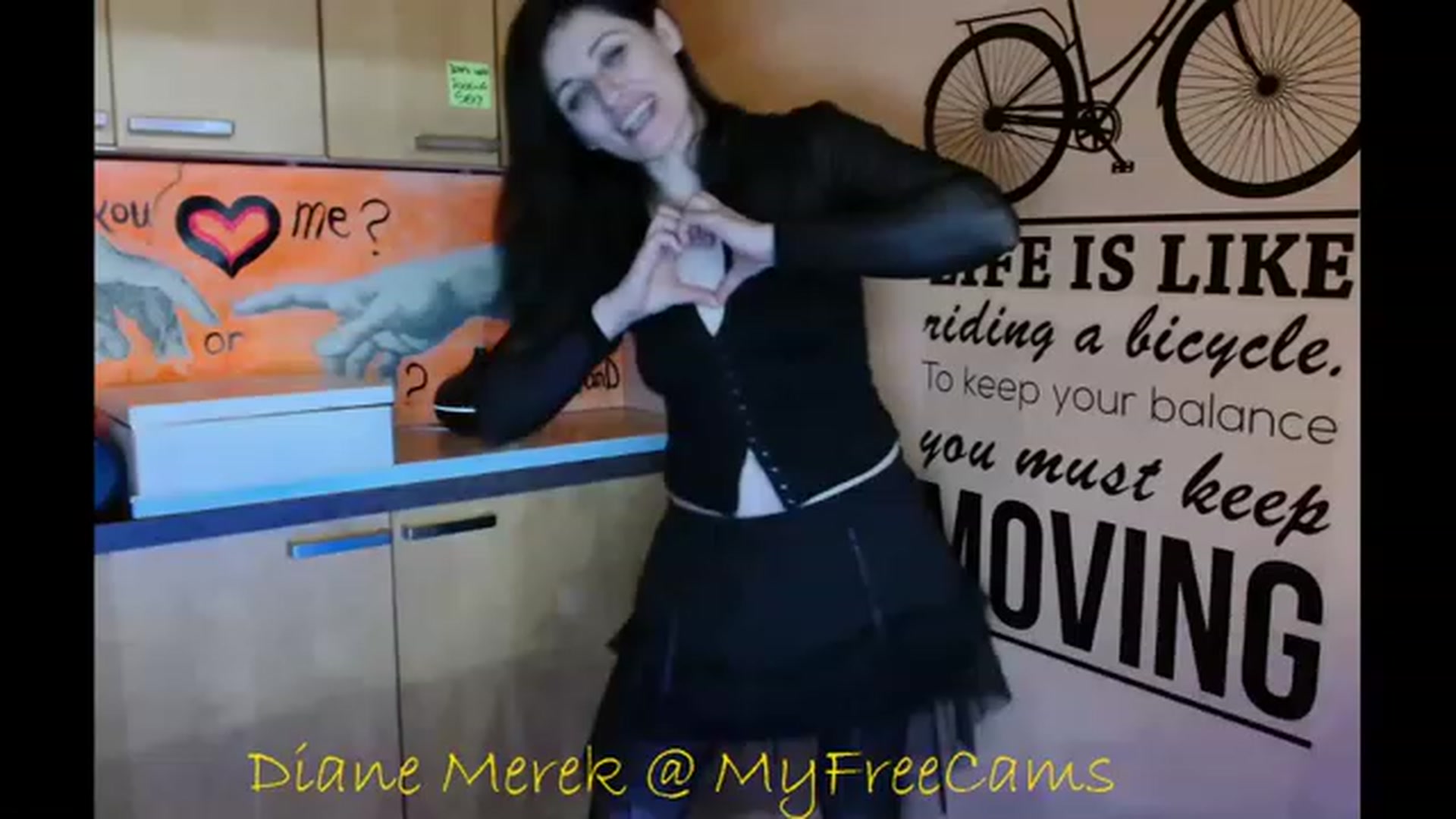 Gallery image thumbnail from DianneMerek's myfreecams stream on, 11/16/2022, 12:06 image 15 of 20