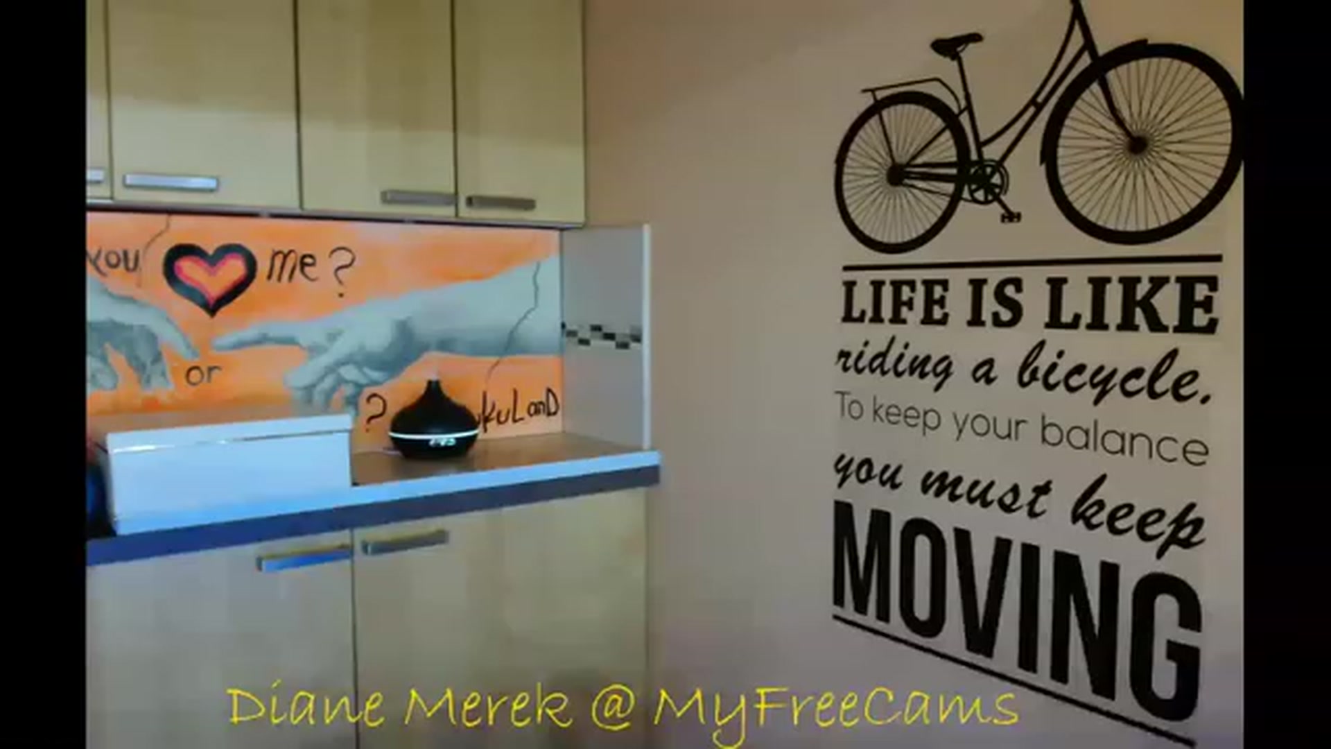 Gallery image thumbnail from DianneMerek's myfreecams stream on, 11/18/2022, 11:20 image 4 of 20