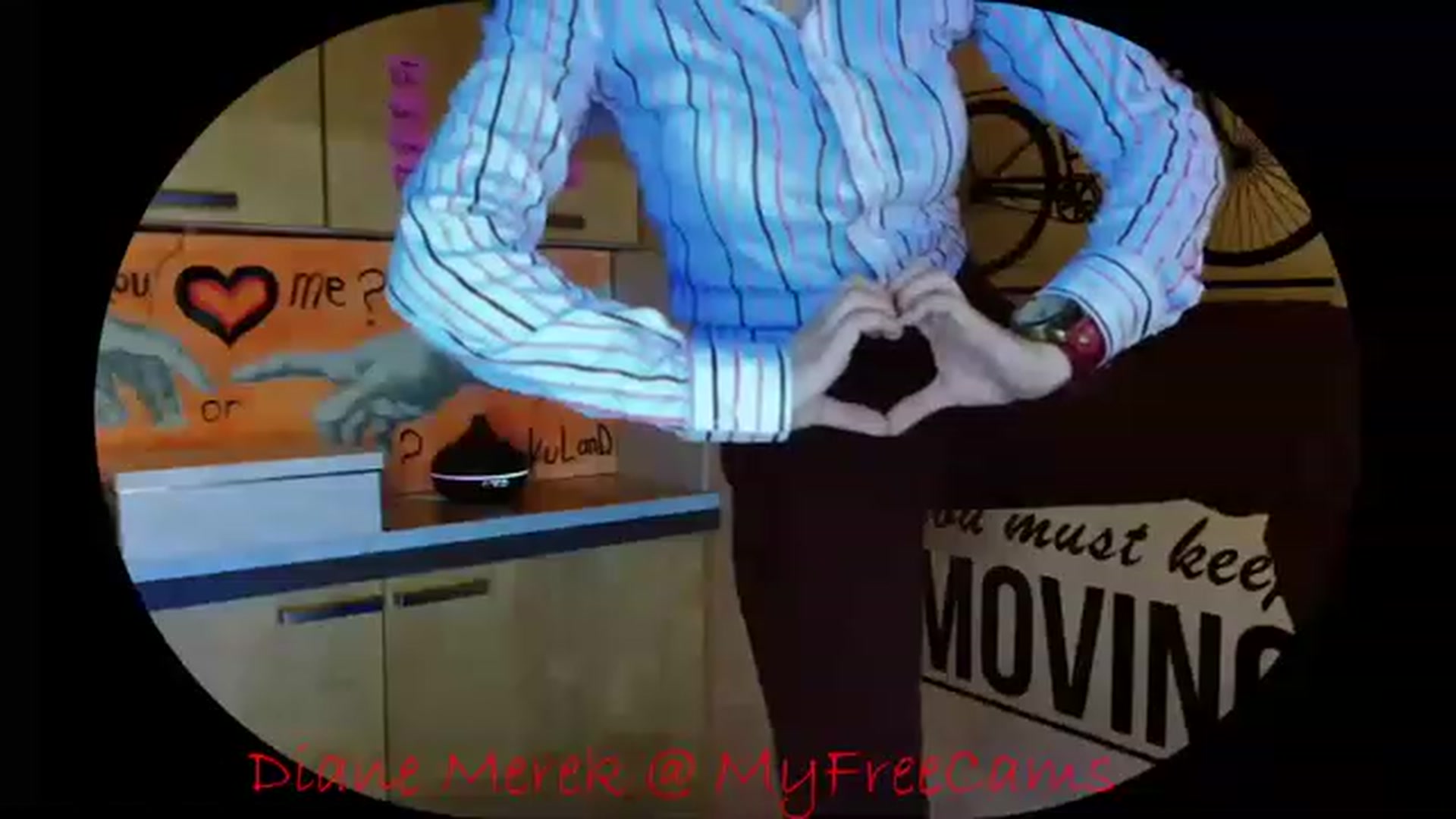 Gallery image thumbnail from DianneMerek's myfreecams stream on, 11/19/2022, 08:26 image 18 of 20