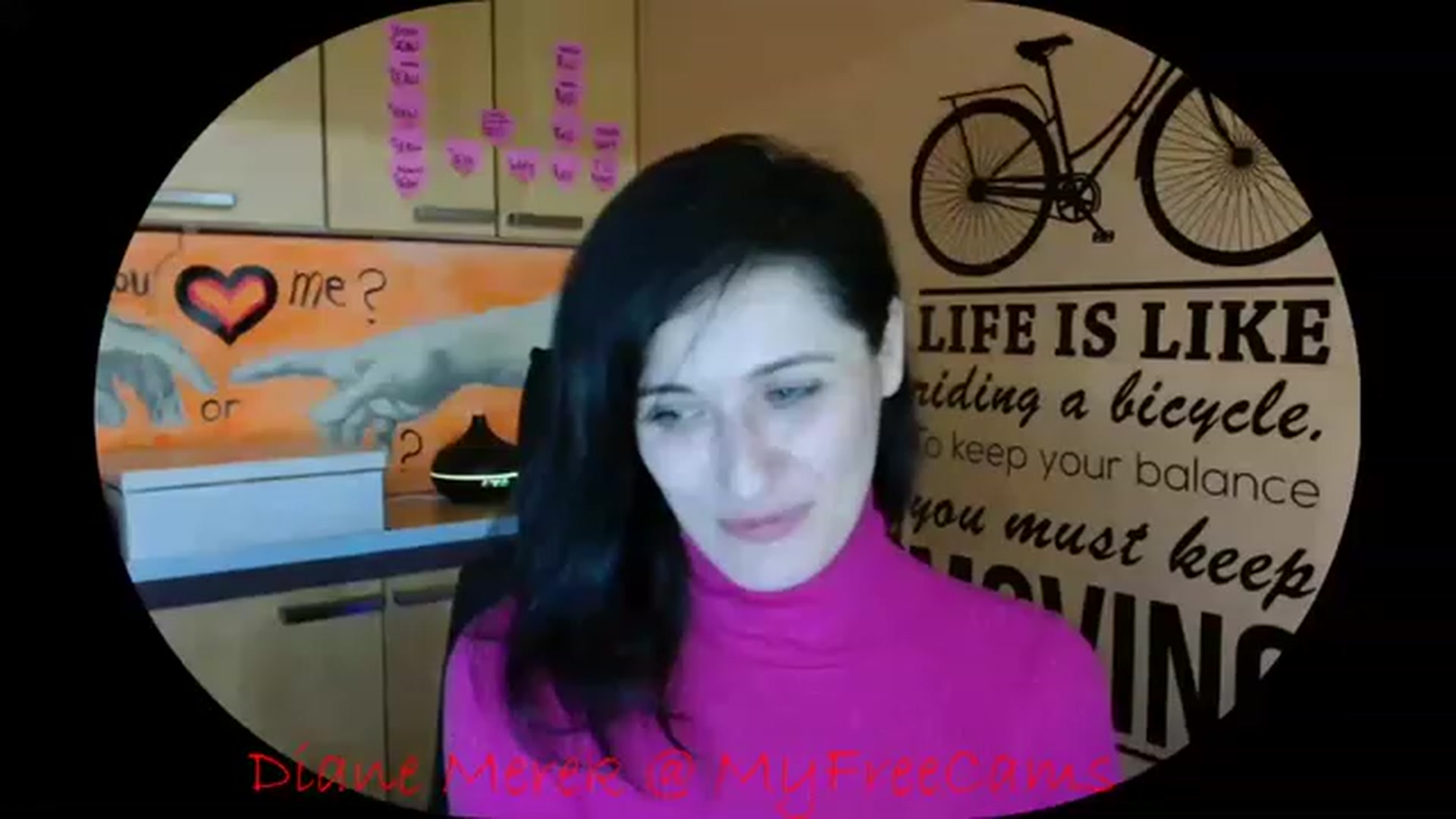 Gallery image thumbnail from DianneMerek's myfreecams stream on, 11/19/2022, 11:40 image 17 of 20