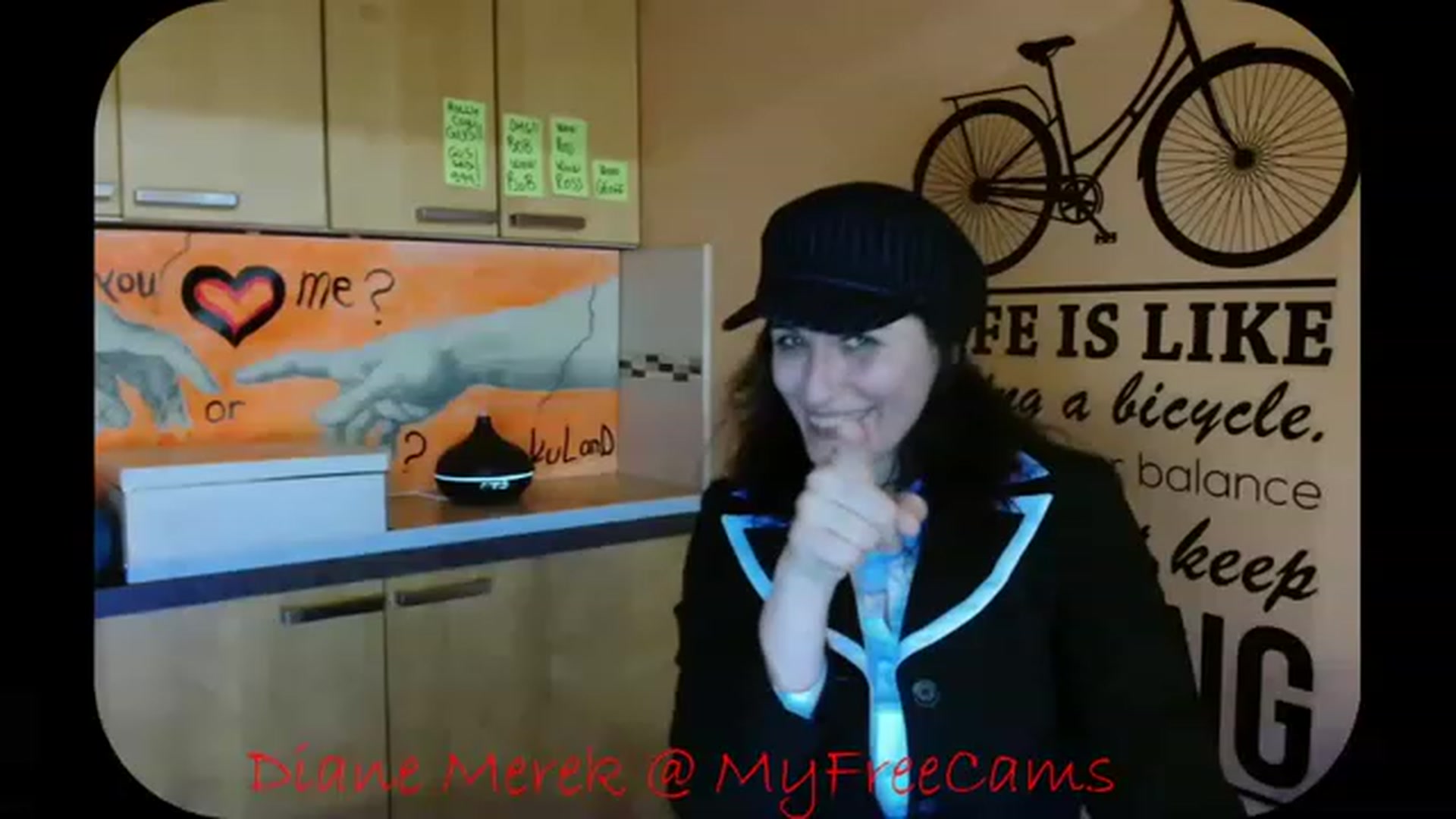 Gallery image thumbnail from DianneMerek's myfreecams stream on, 11/21/2022, 05:09 image 2 of 20