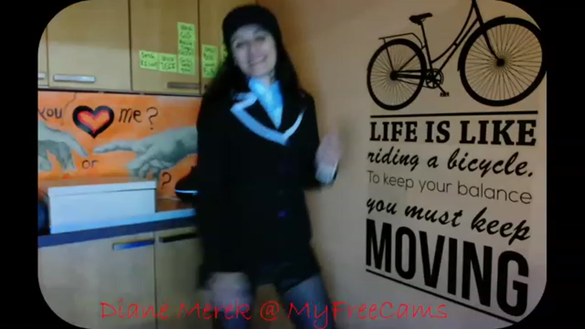 Gallery image thumbnail from DianneMerek's myfreecams stream on, 11/21/2022, 05:09 image 19 of 20