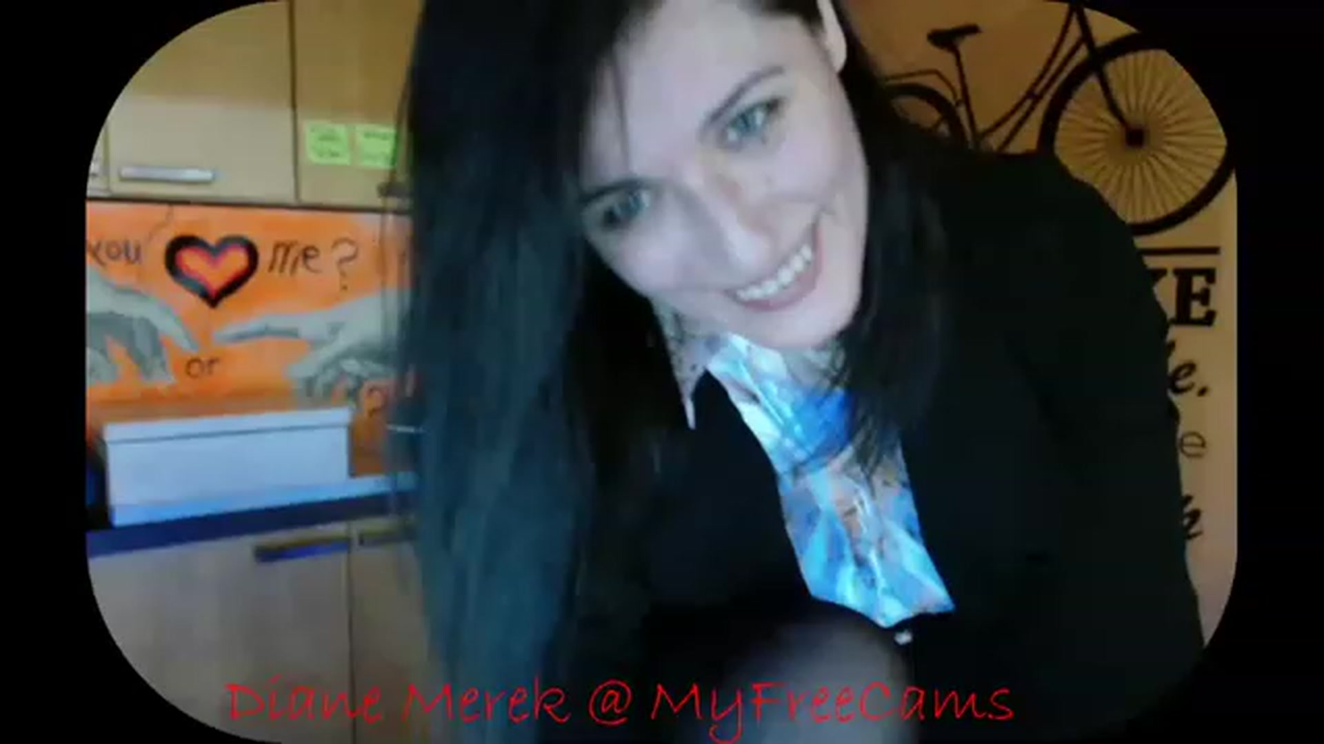 Gallery image thumbnail from DianneMerek's myfreecams stream on, 11/23/2022, 07:54 image 2 of 20