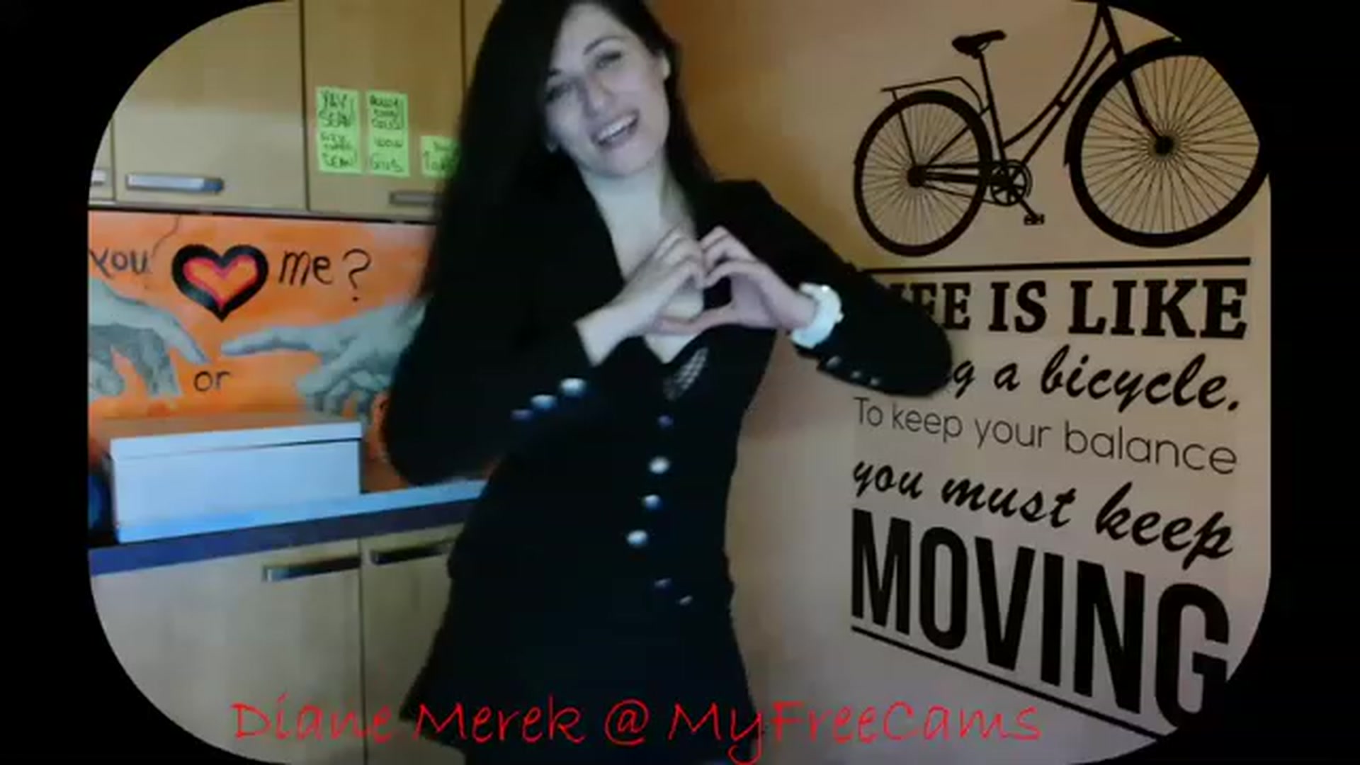 Gallery image thumbnail from DianneMerek's myfreecams stream on, 11/23/2022, 07:54 image 17 of 20